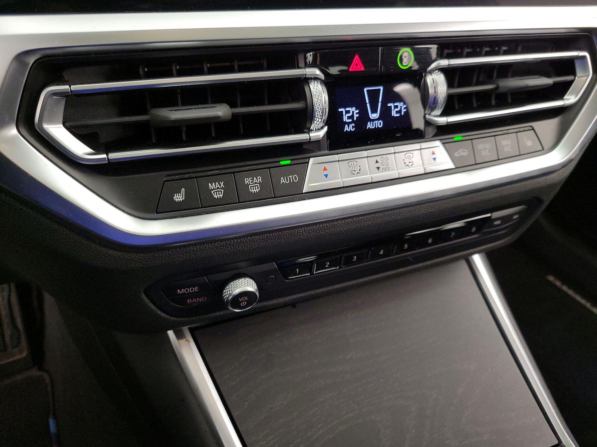 Thumbnail: 2022 BMW 3 Series - 17