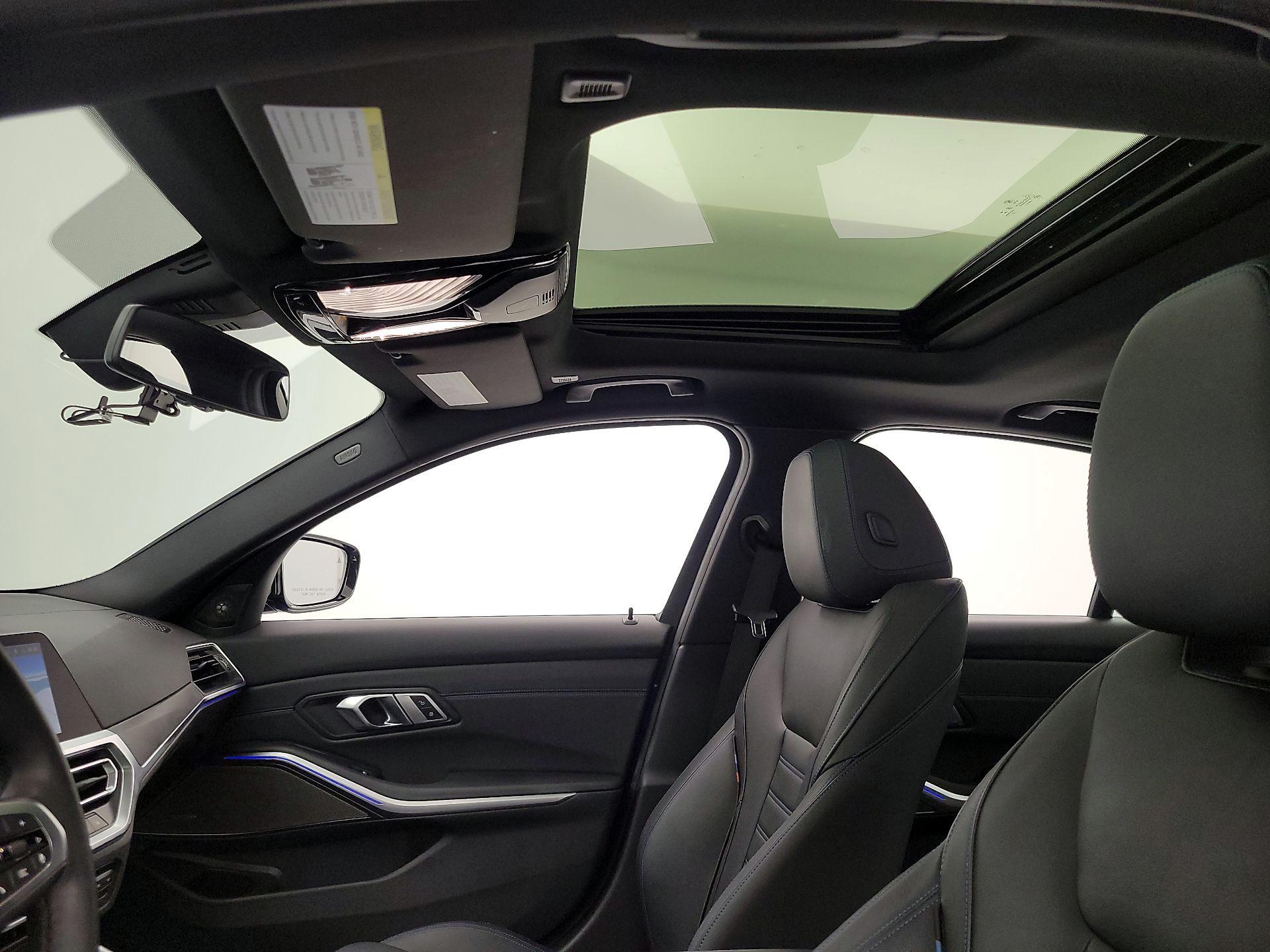 Thumbnail: 2022 BMW 3 Series - 20