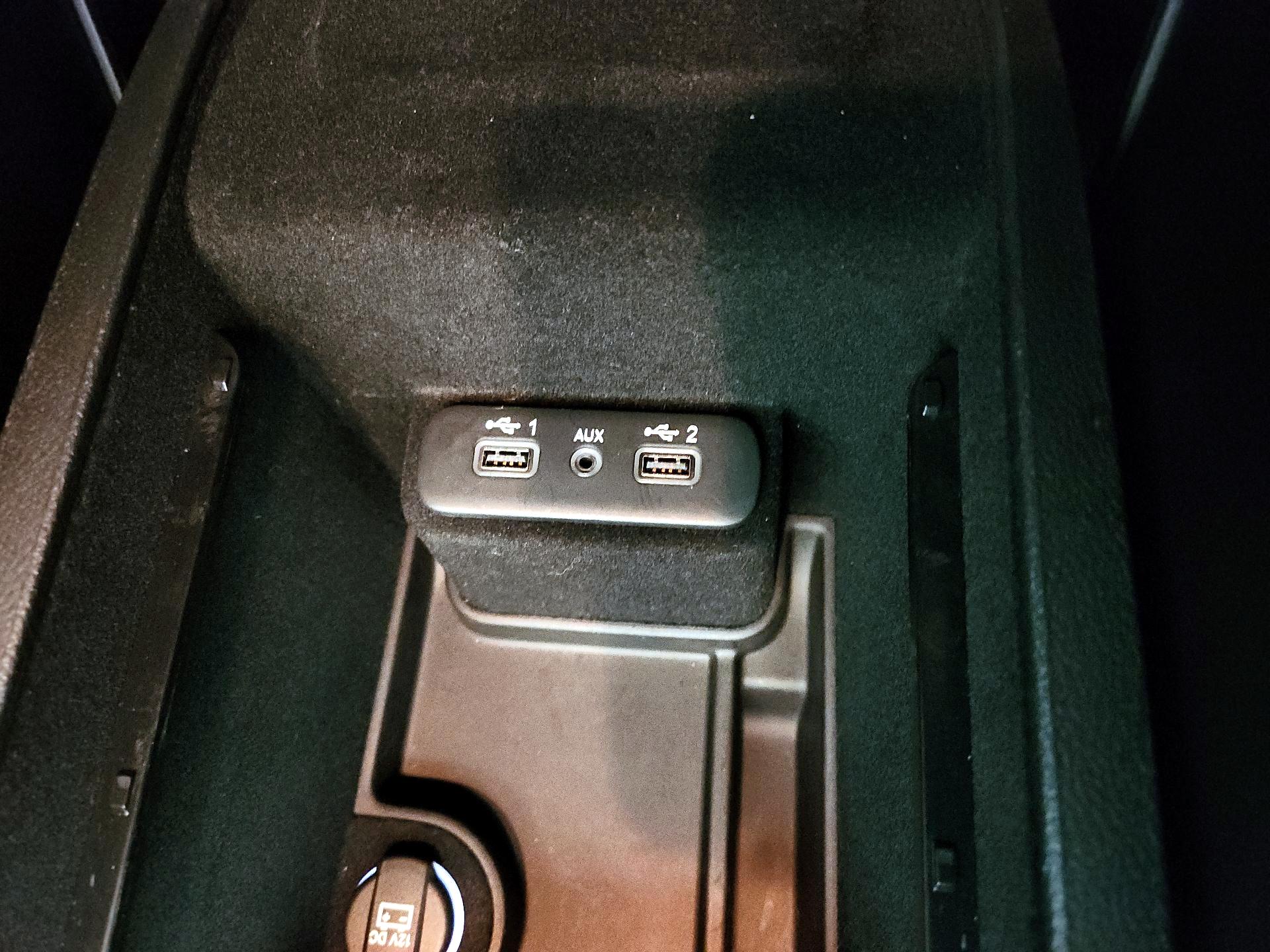 Thumbnail: 2021 Dodge Charger - 18