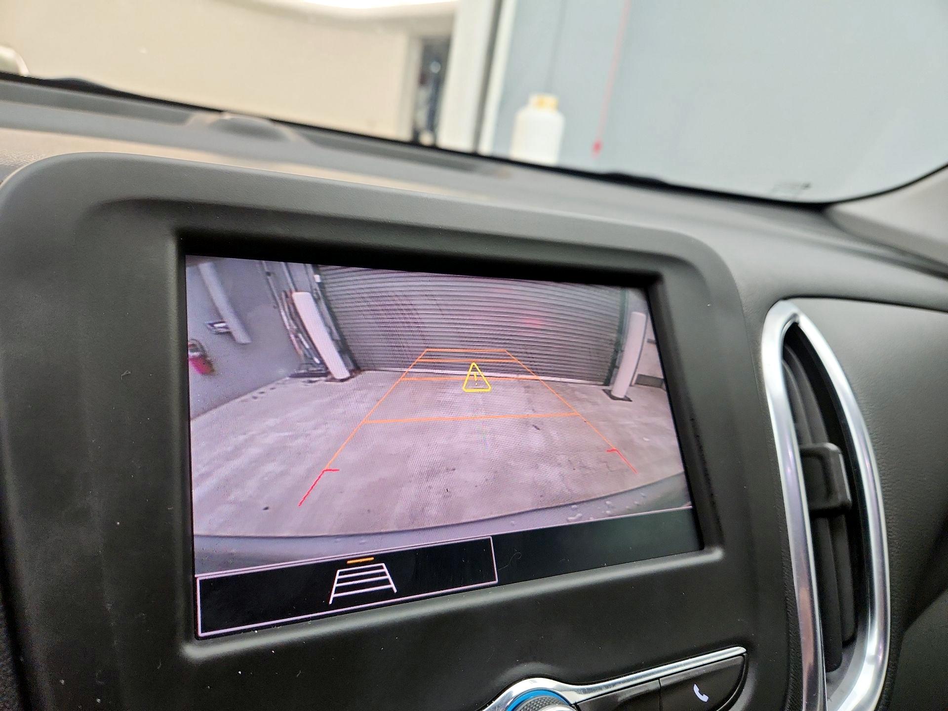 Thumbnail: 2022 Chevrolet Equinox - 14