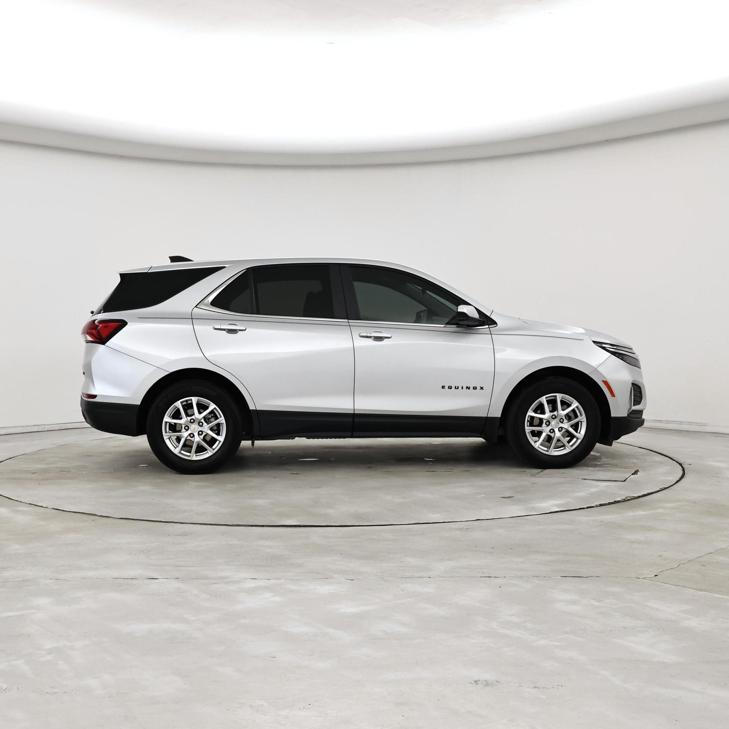 Thumbnail: 2022 Chevrolet Equinox - 7