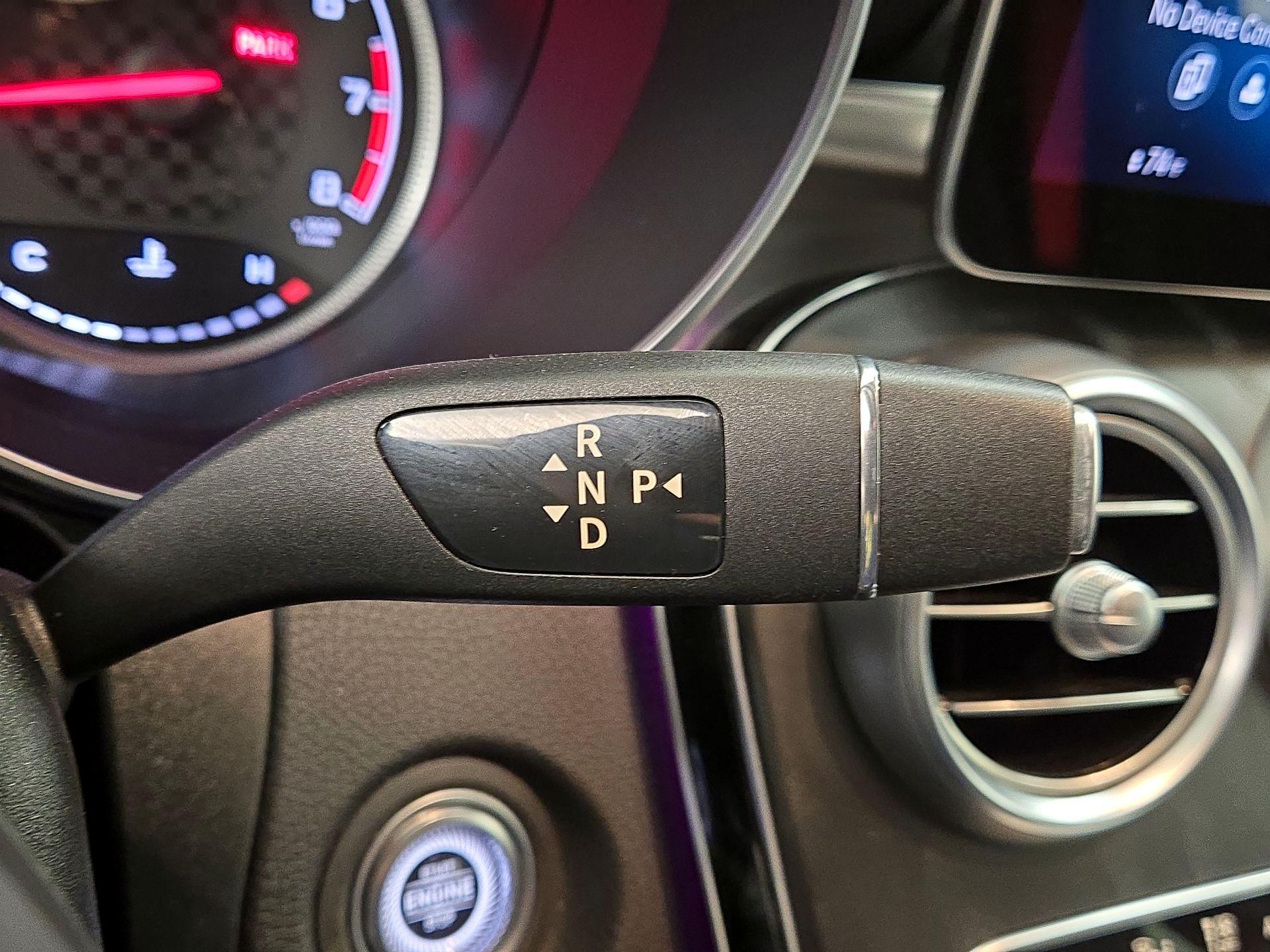 Thumbnail: 2021 Mercedes-Benz GLC - 18