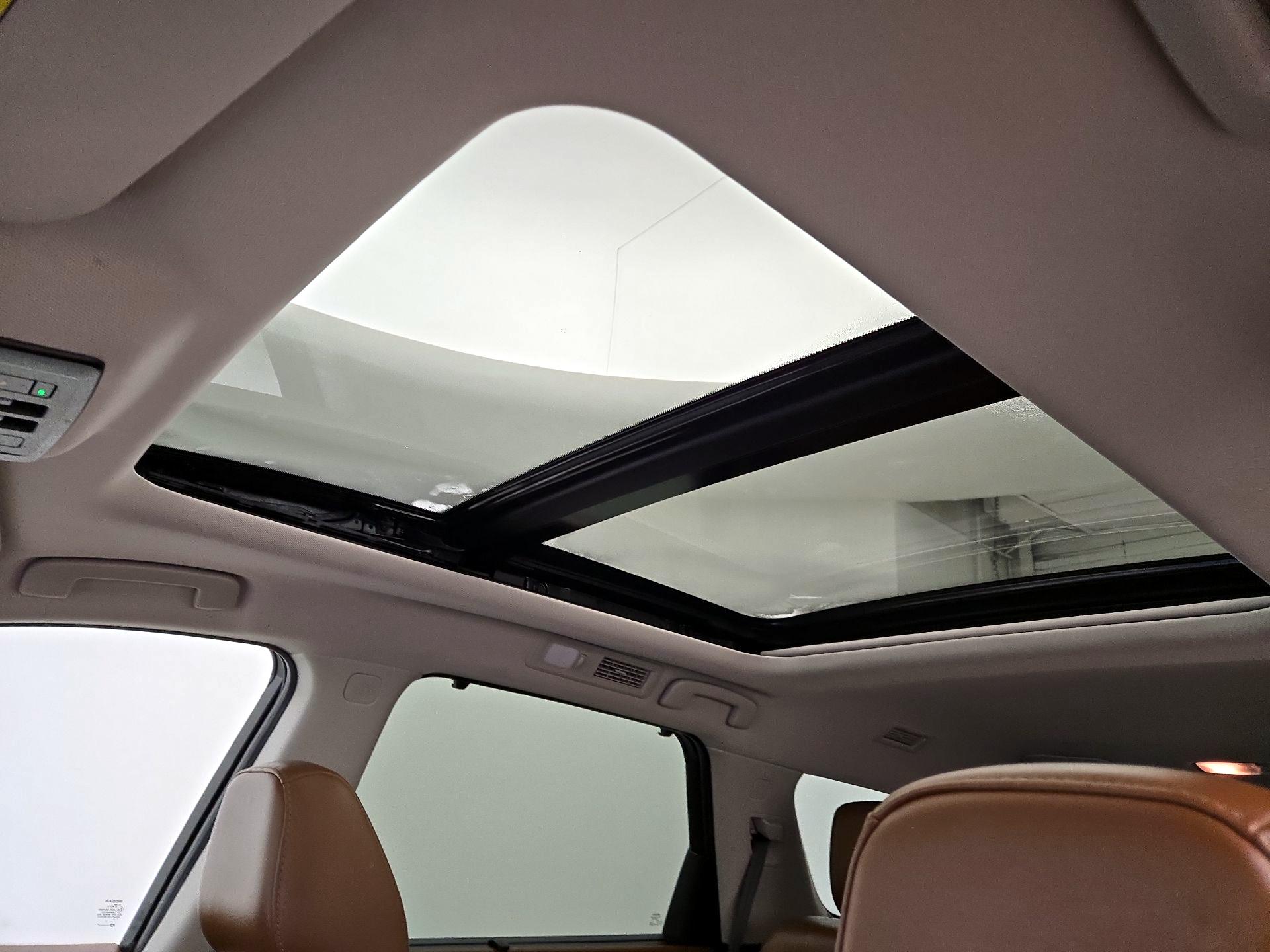 Thumbnail: 2022 Nissan Pathfinder - 20