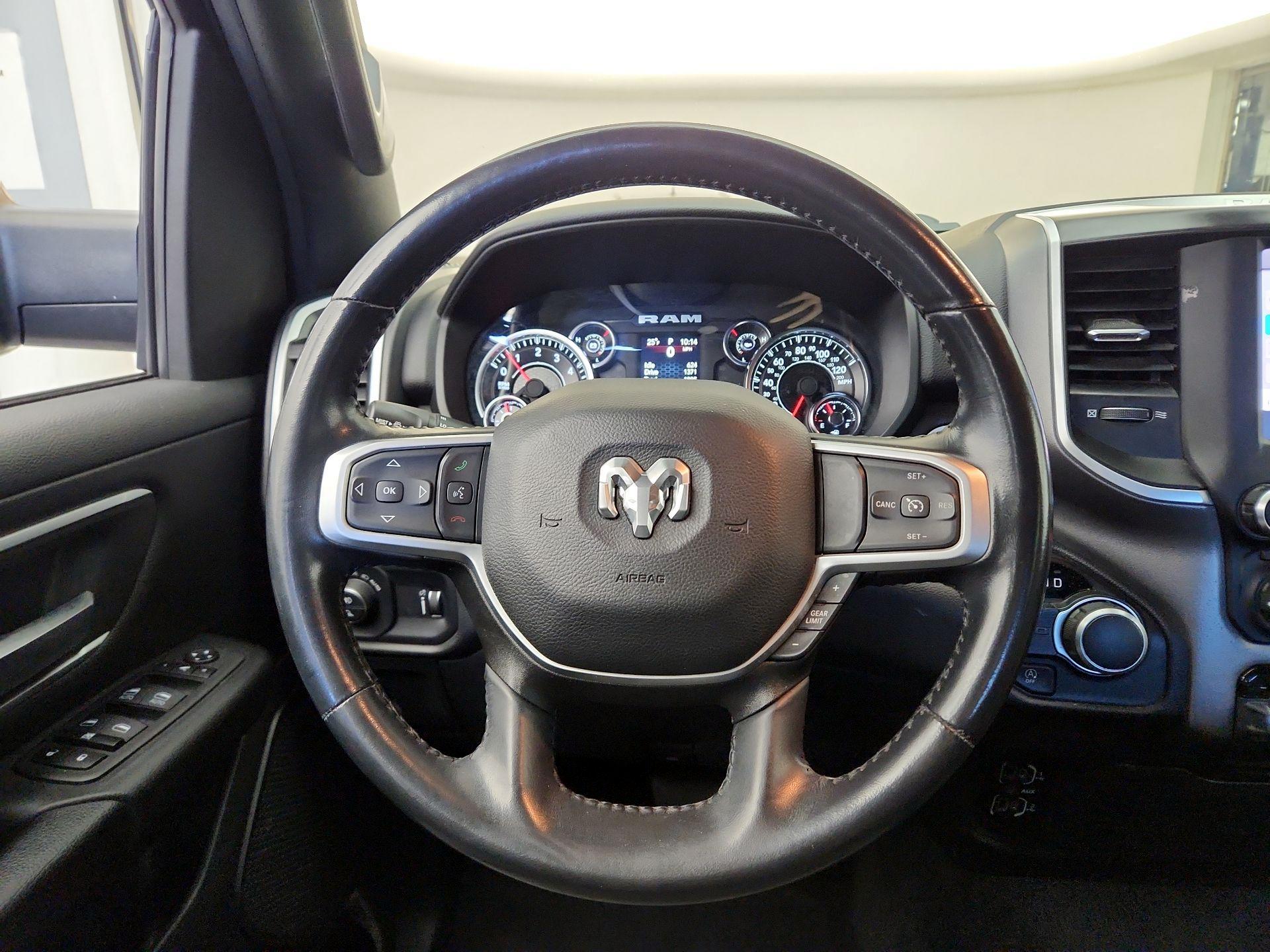 Thumbnail: 2023 RAM 1500 - 10