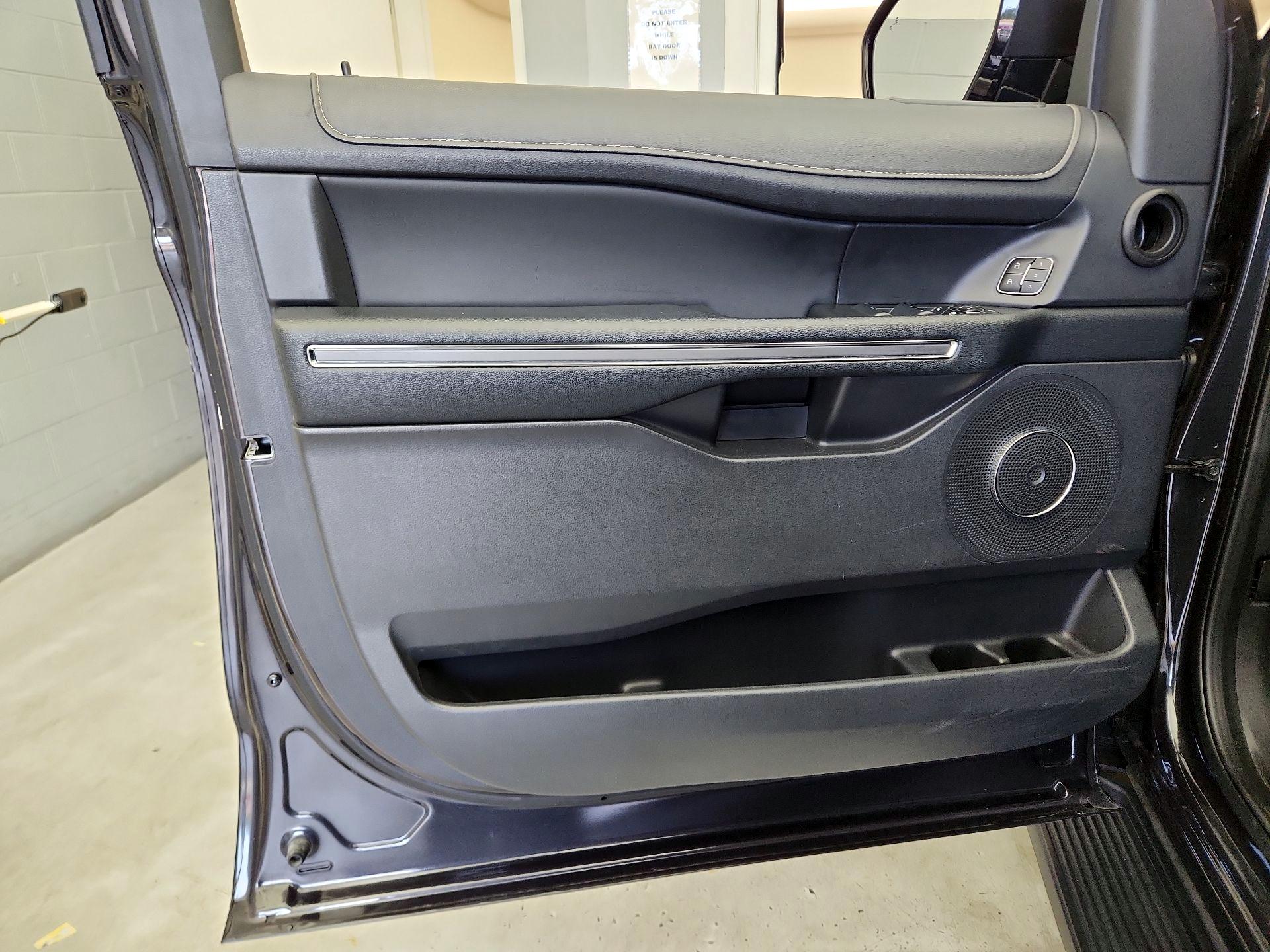 Thumbnail: 2024 Ford Expedition - 12