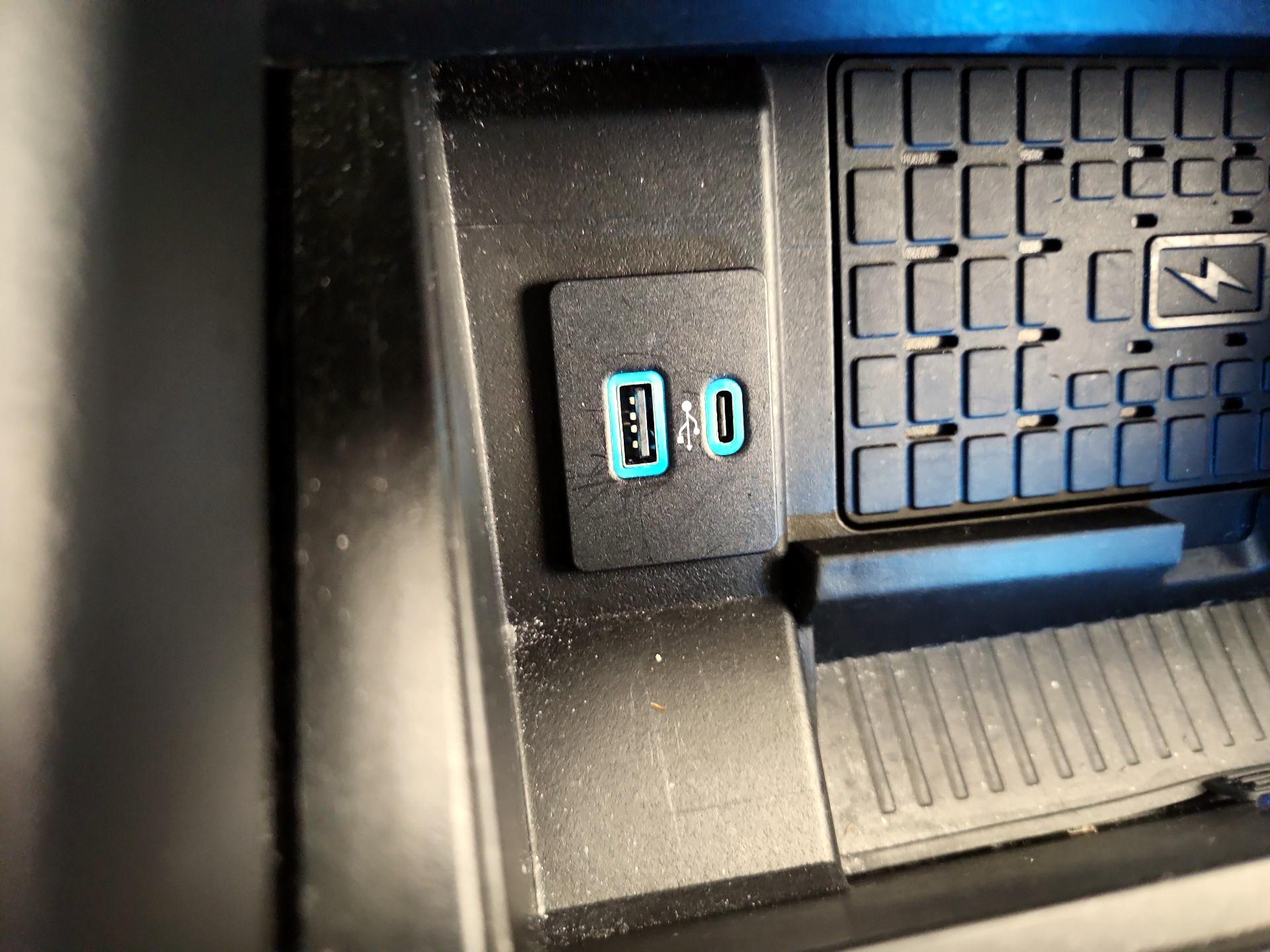 Thumbnail: 2024 Ford Expedition - 19