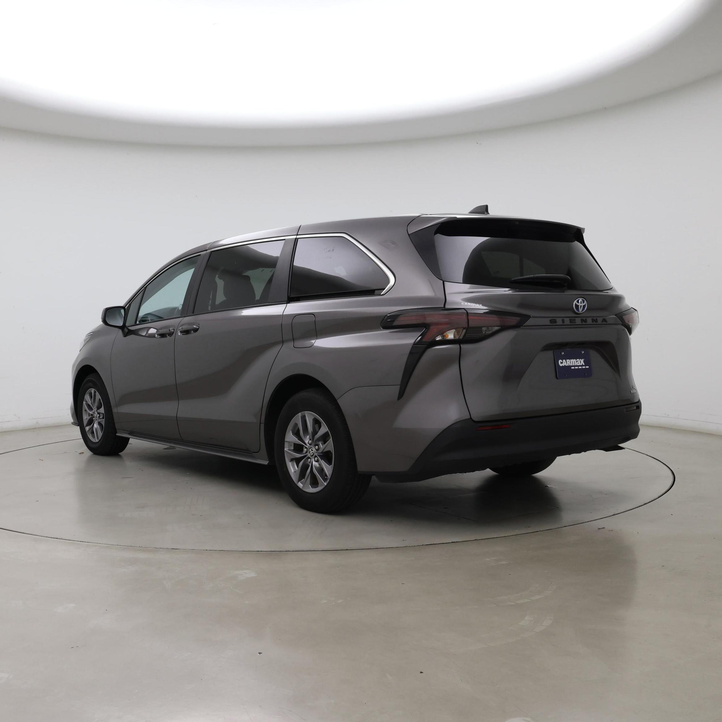 Thumbnail: 2024 Toyota Sienna - 2