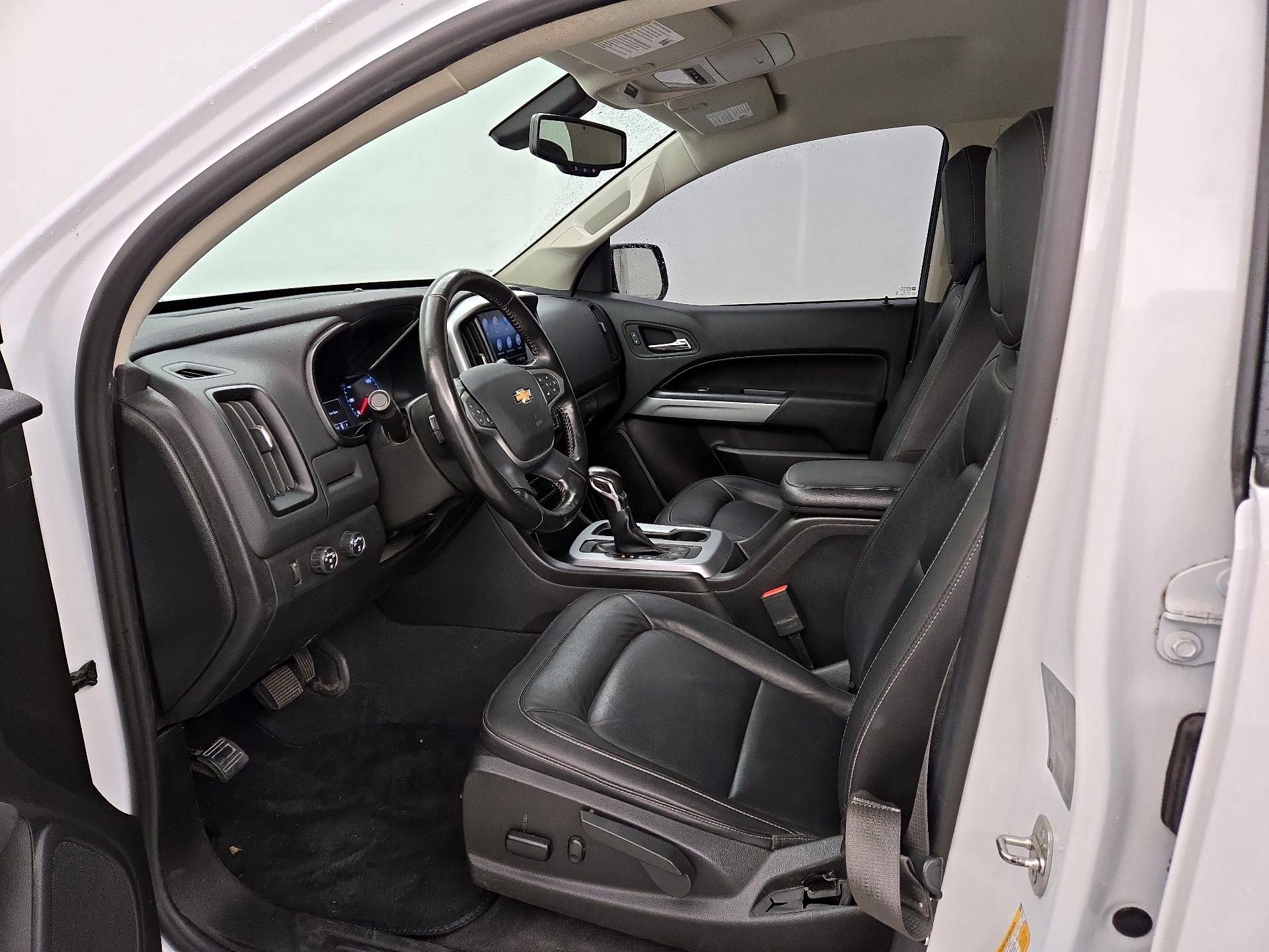 Thumbnail: 2022 Chevrolet Colorado - 11