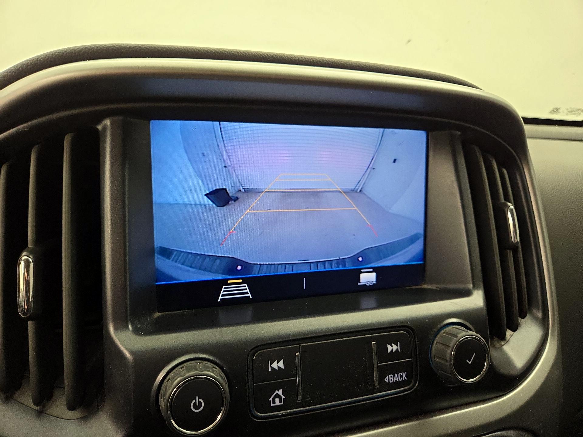 Thumbnail: 2022 Chevrolet Colorado - 14