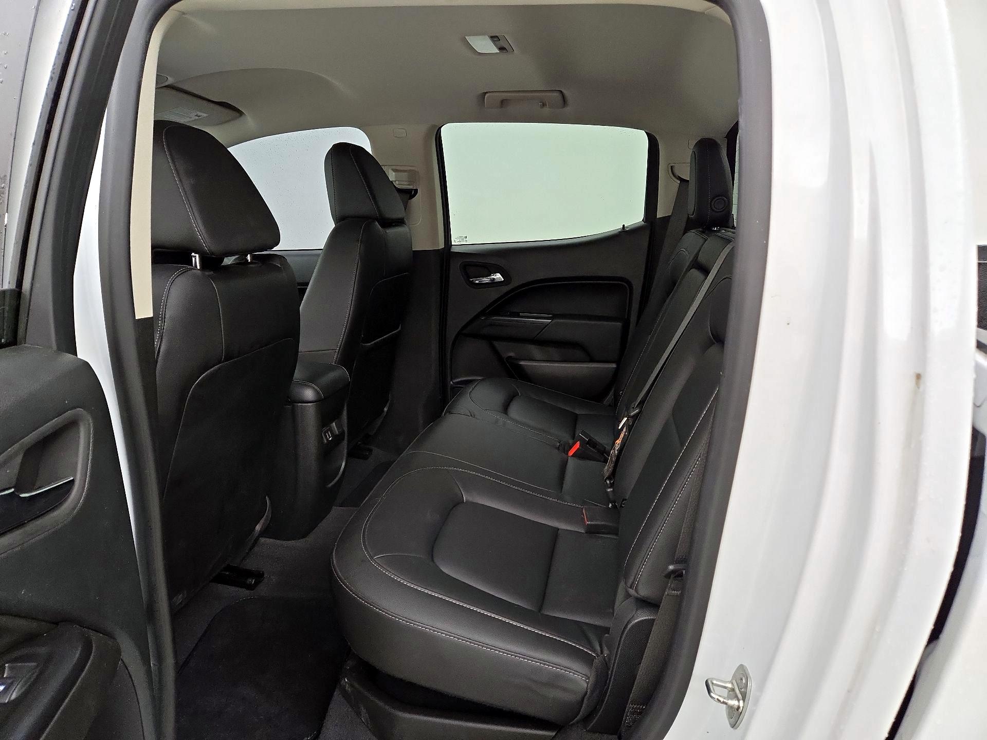 Thumbnail: 2022 Chevrolet Colorado - 19