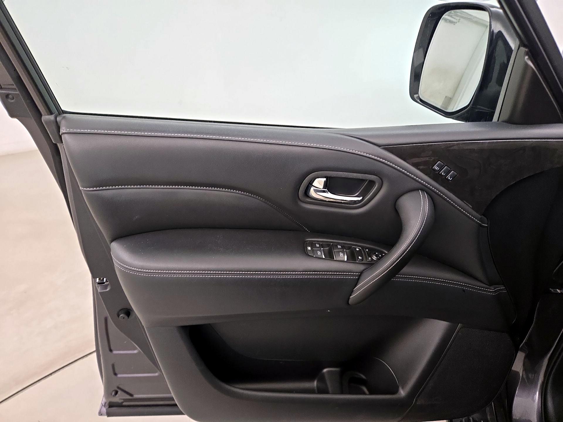 Thumbnail: 2024 INFINITI QX80 - 12