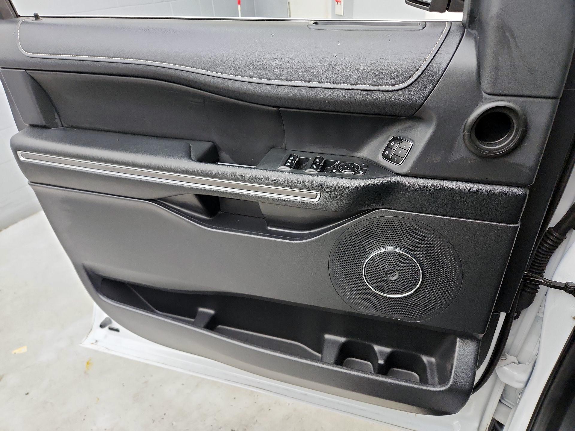 Thumbnail: 2024 Ford Expedition - 12