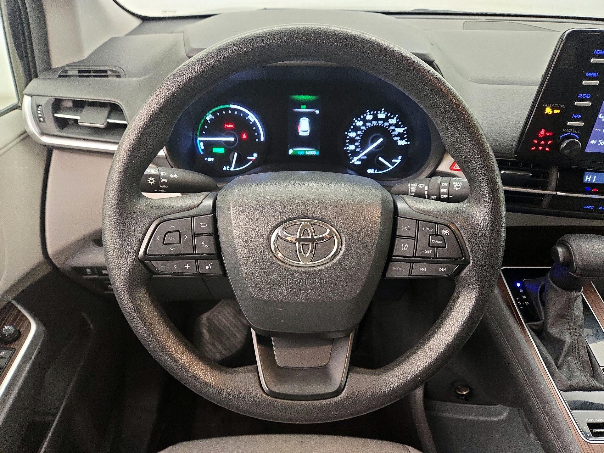 Thumbnail: 2024 Toyota Sienna - 10