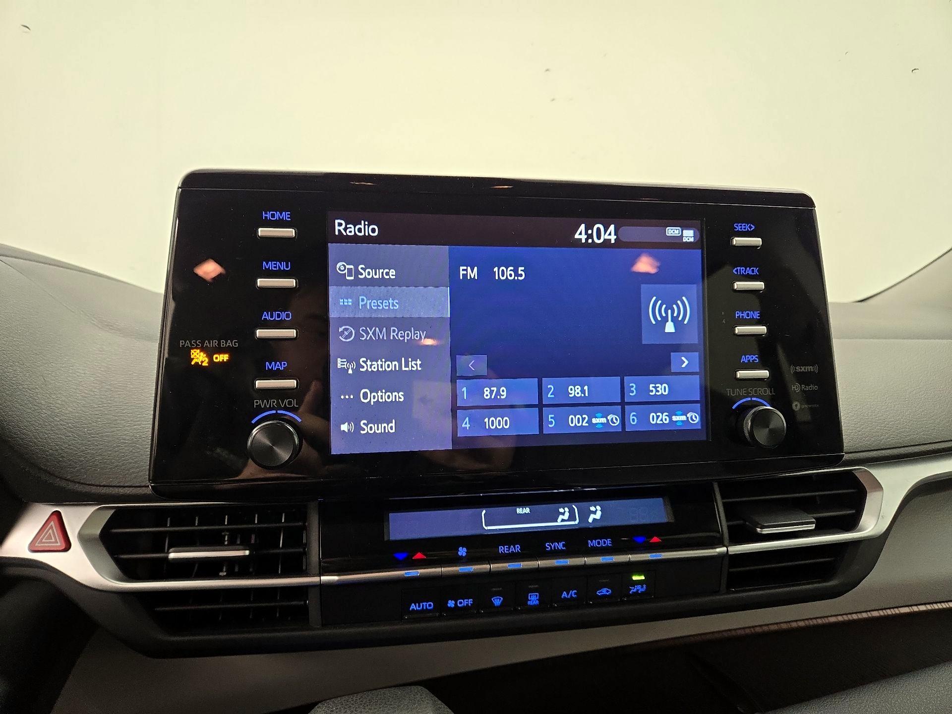 Thumbnail: 2024 Toyota Sienna - 15