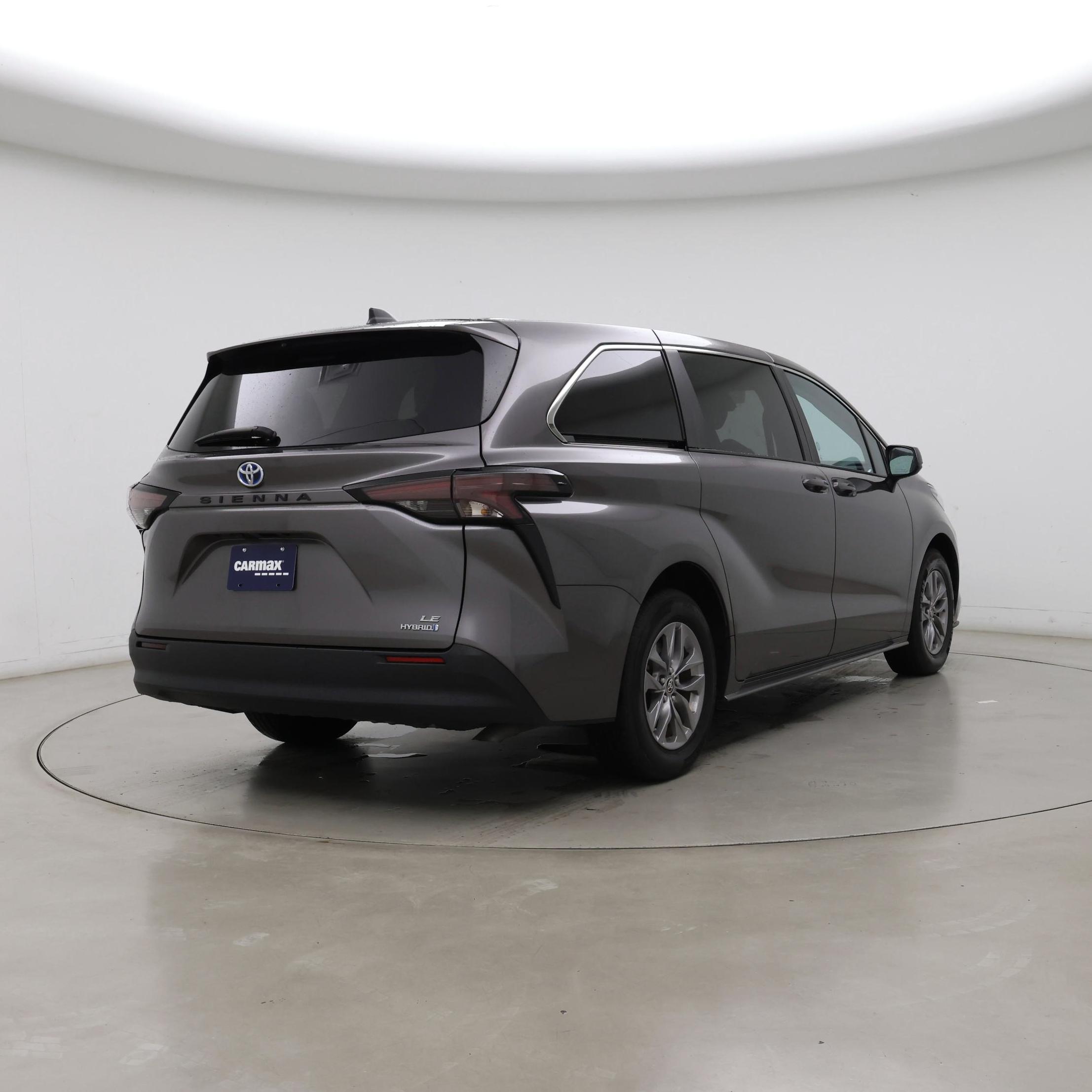 Thumbnail: 2024 Toyota Sienna - 8