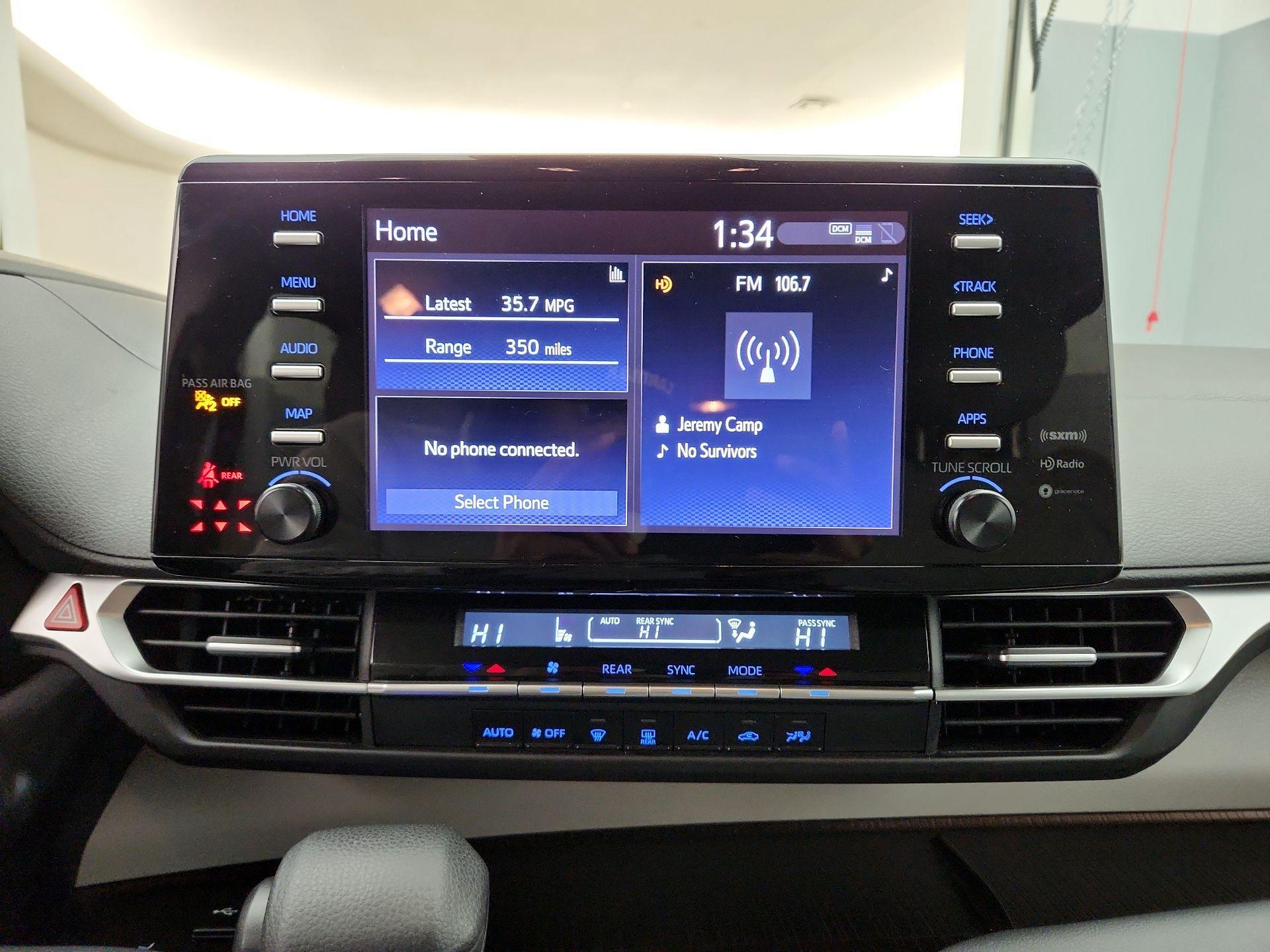 Thumbnail: 2024 Toyota Sienna - 15