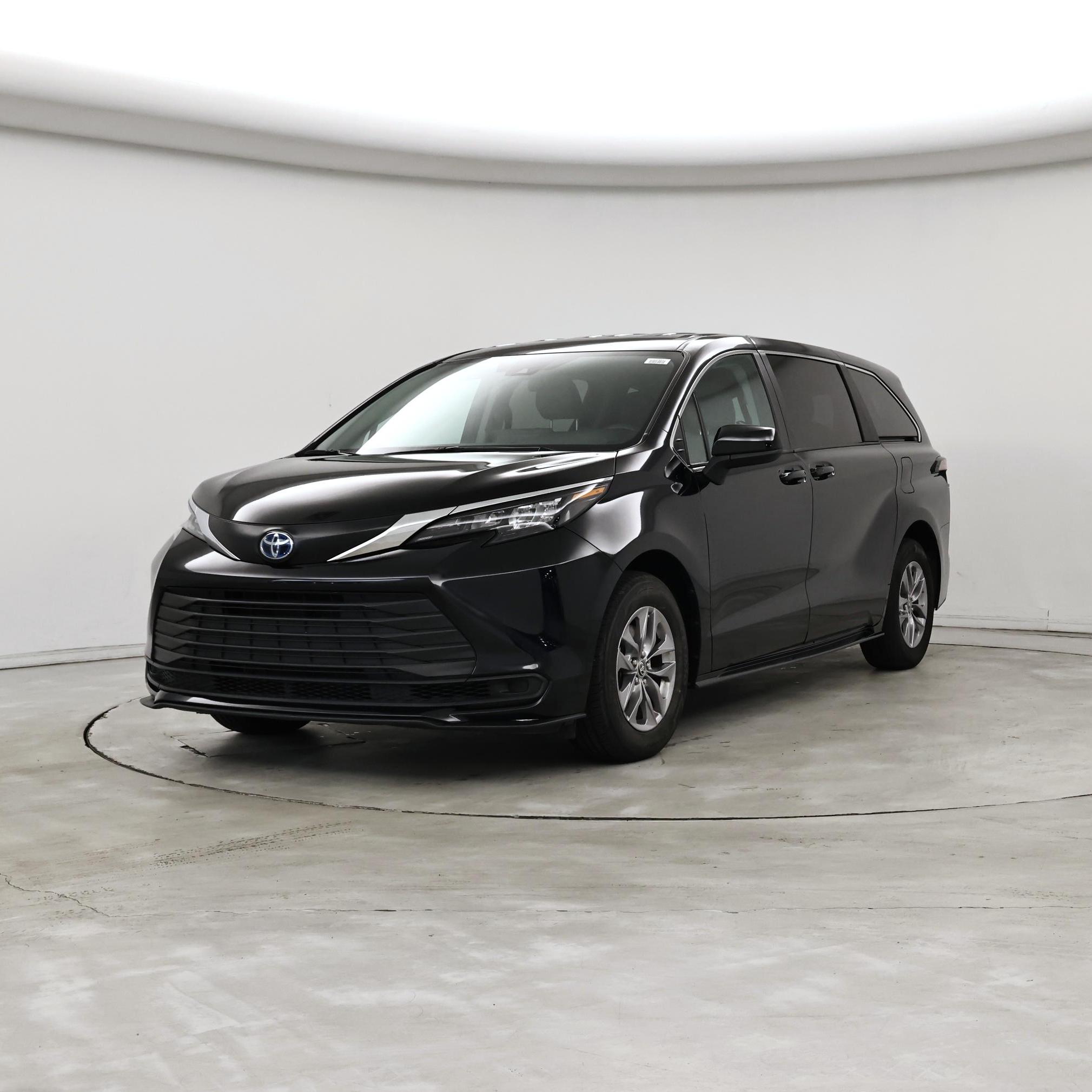 Thumbnail: 2024 Toyota Sienna - 4