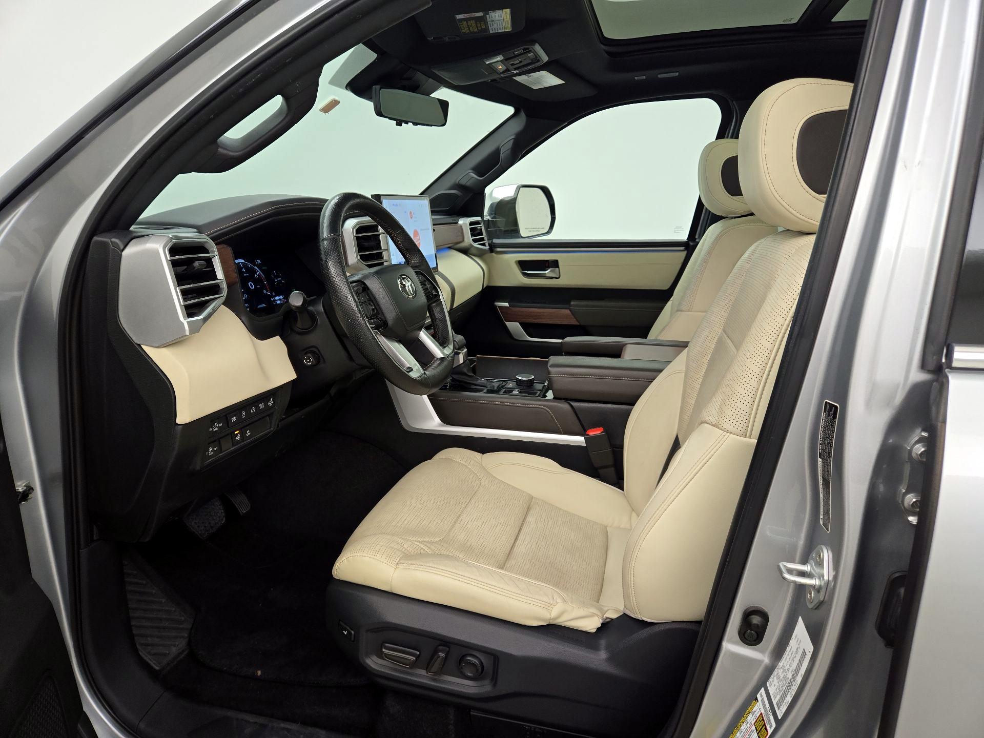 Thumbnail: 2022 Toyota Tundra - 11