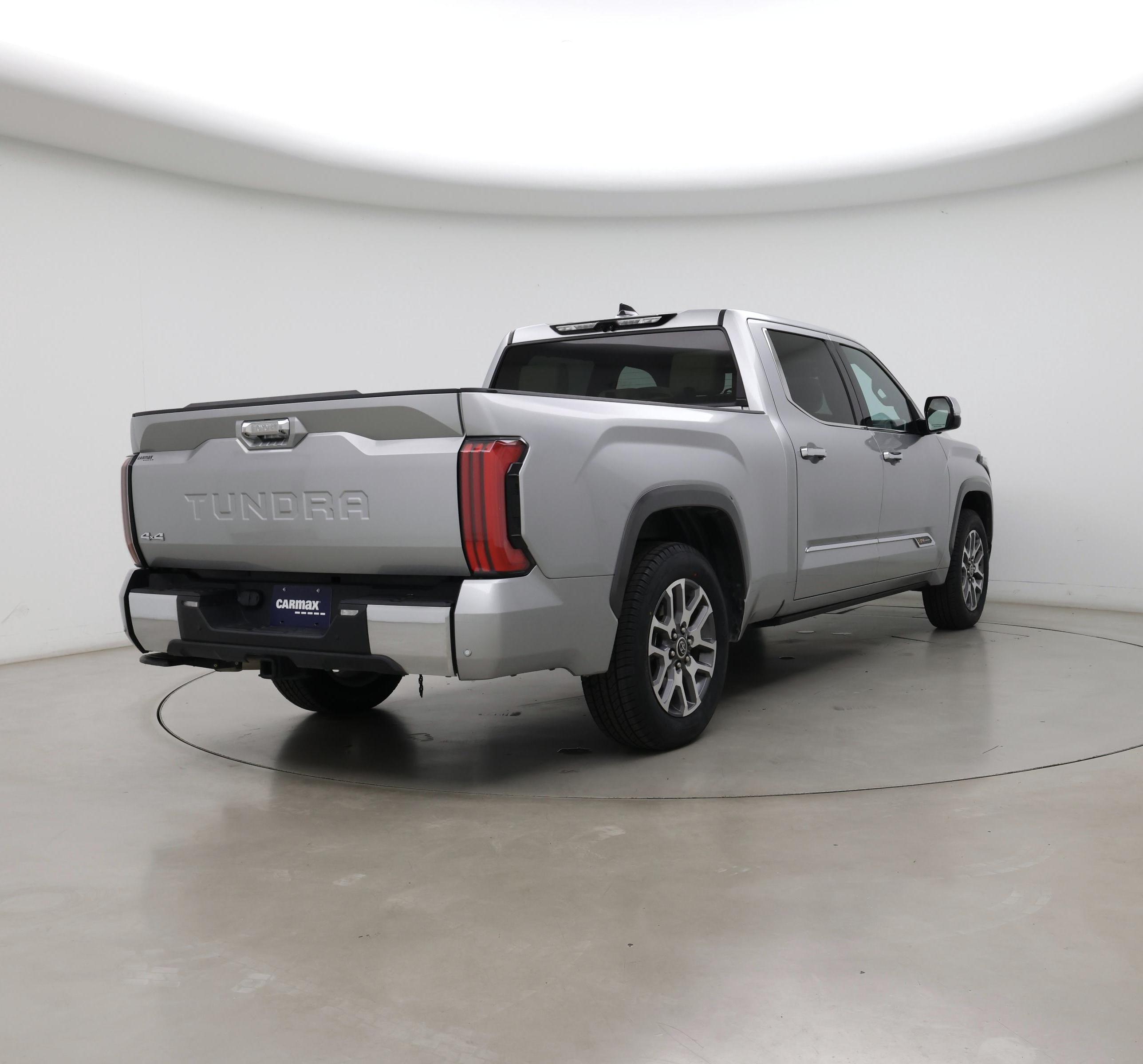 Thumbnail: 2022 Toyota Tundra - 8