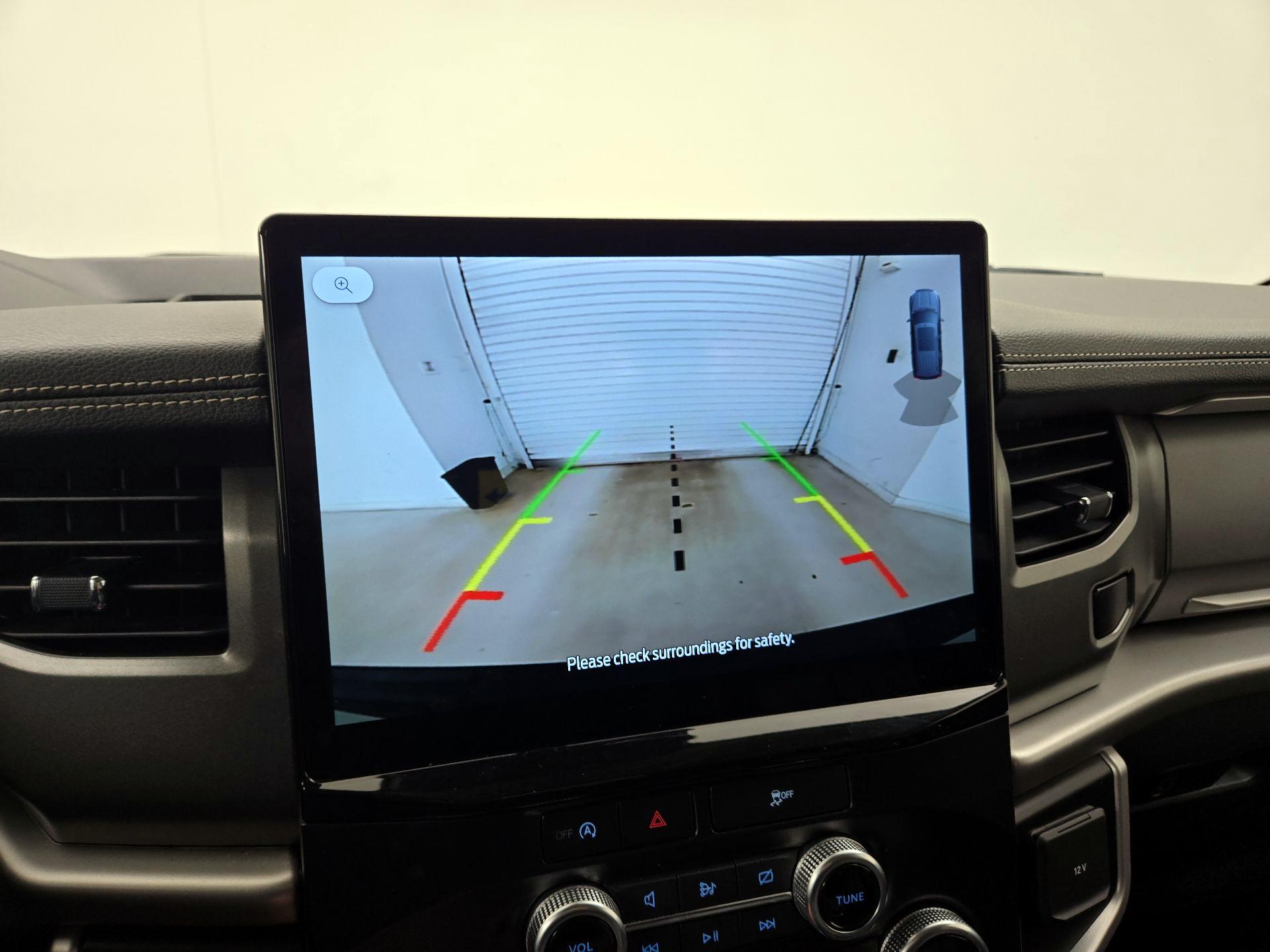 Thumbnail: 2024 Ford Expedition - 15