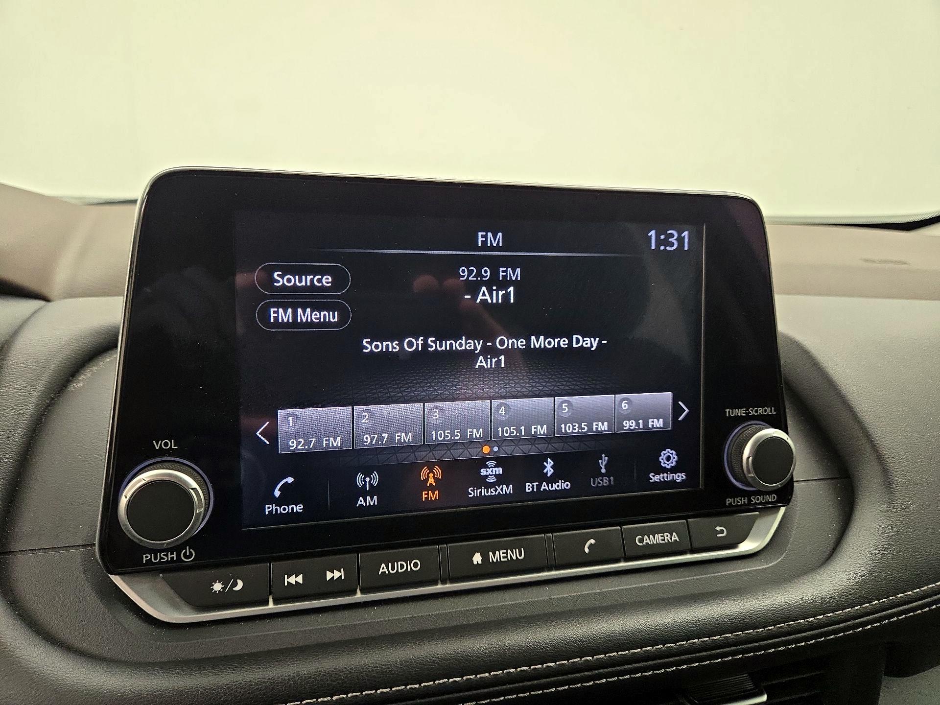 Thumbnail: 2023 Nissan Rogue - 15