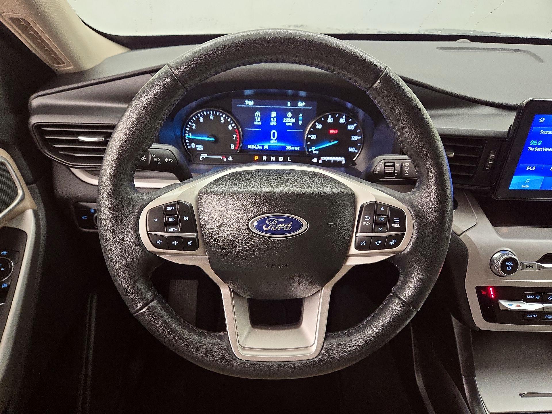 Thumbnail: 2023 Ford Explorer - 10