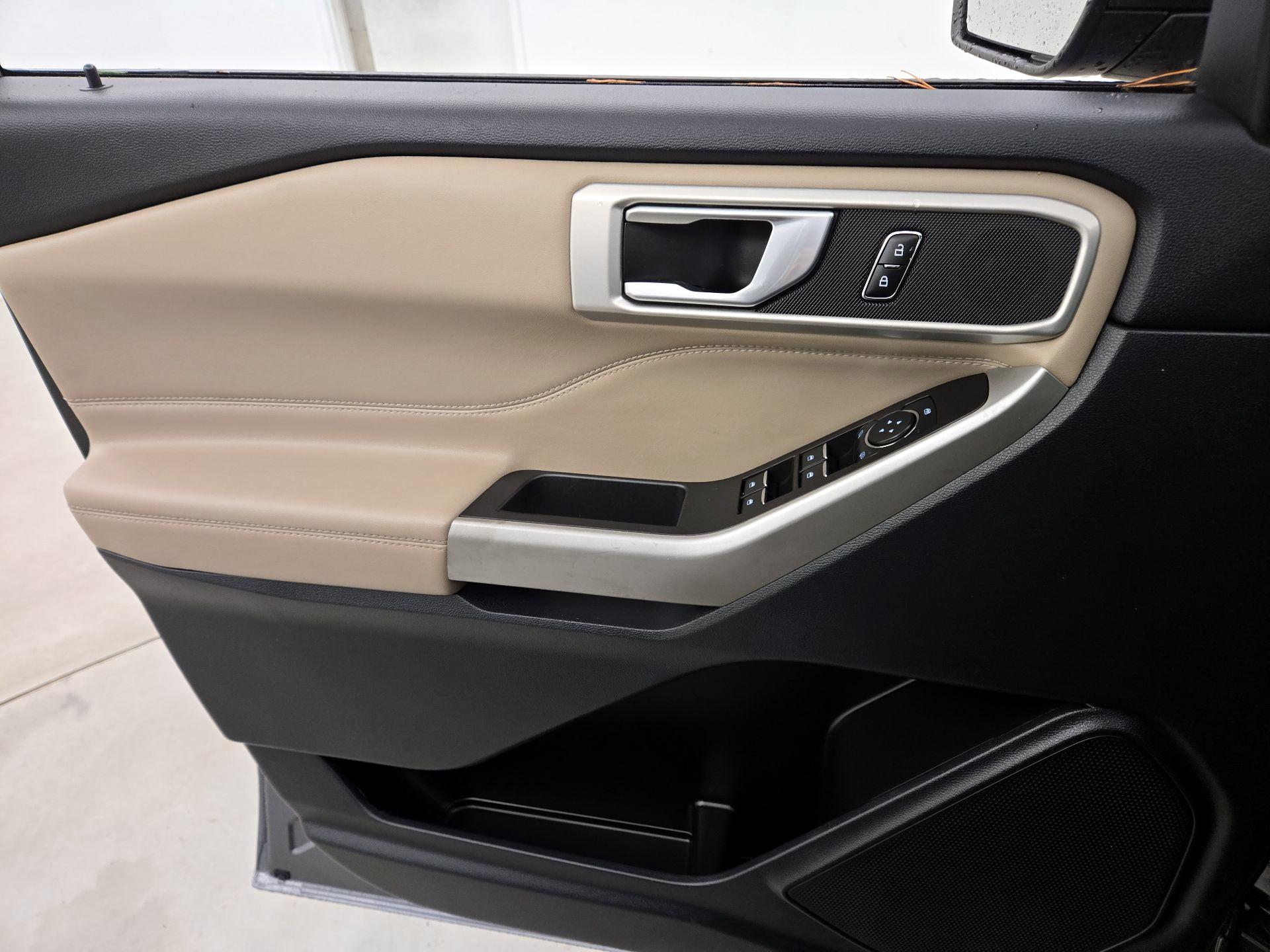 Thumbnail: 2023 Ford Explorer - 12