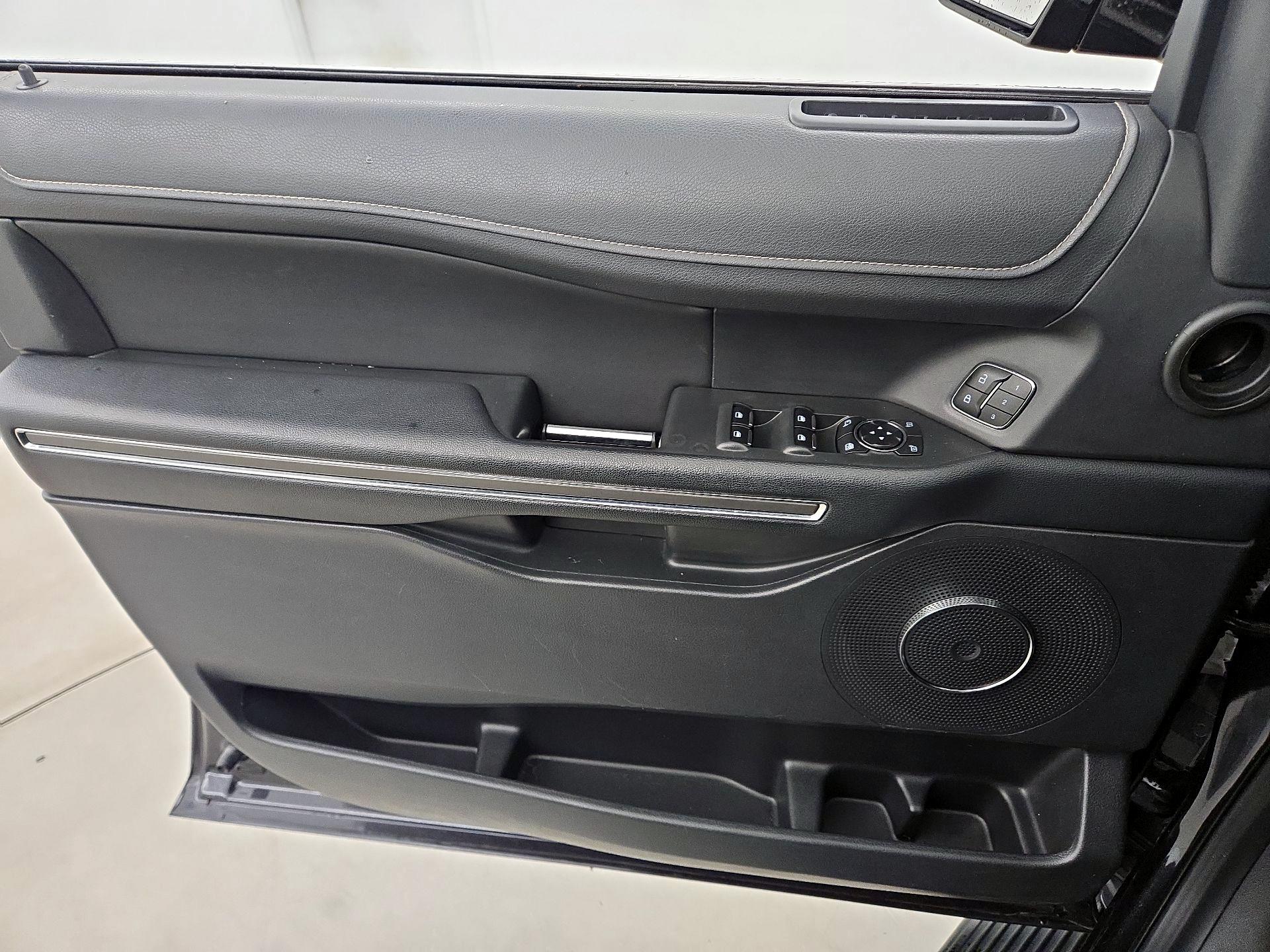 Thumbnail: 2024 Ford Expedition - 12