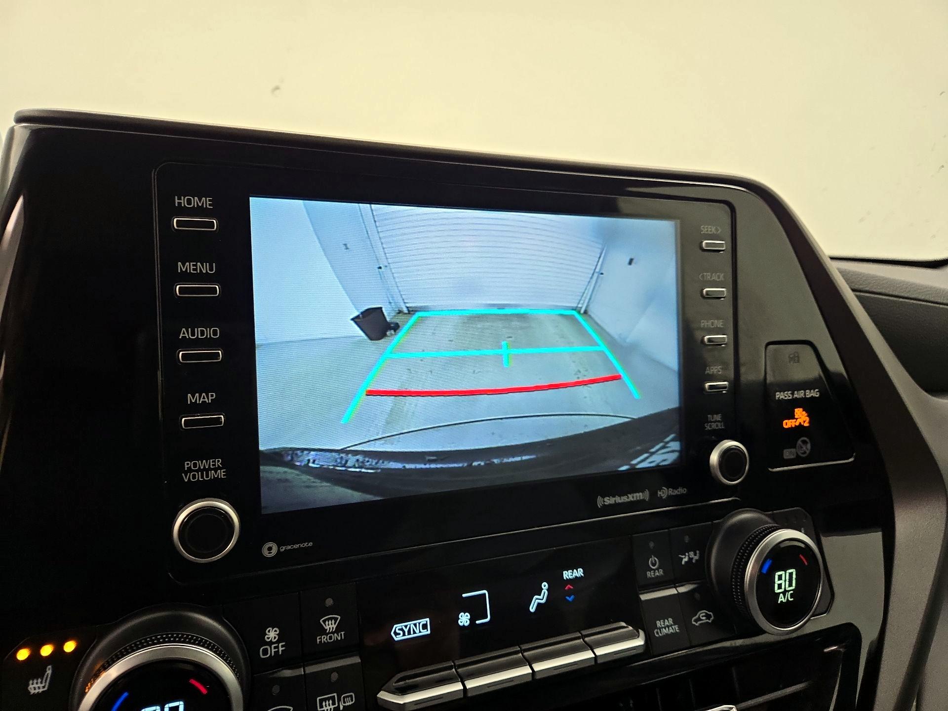 Thumbnail: 2021 Toyota Highlander - 14