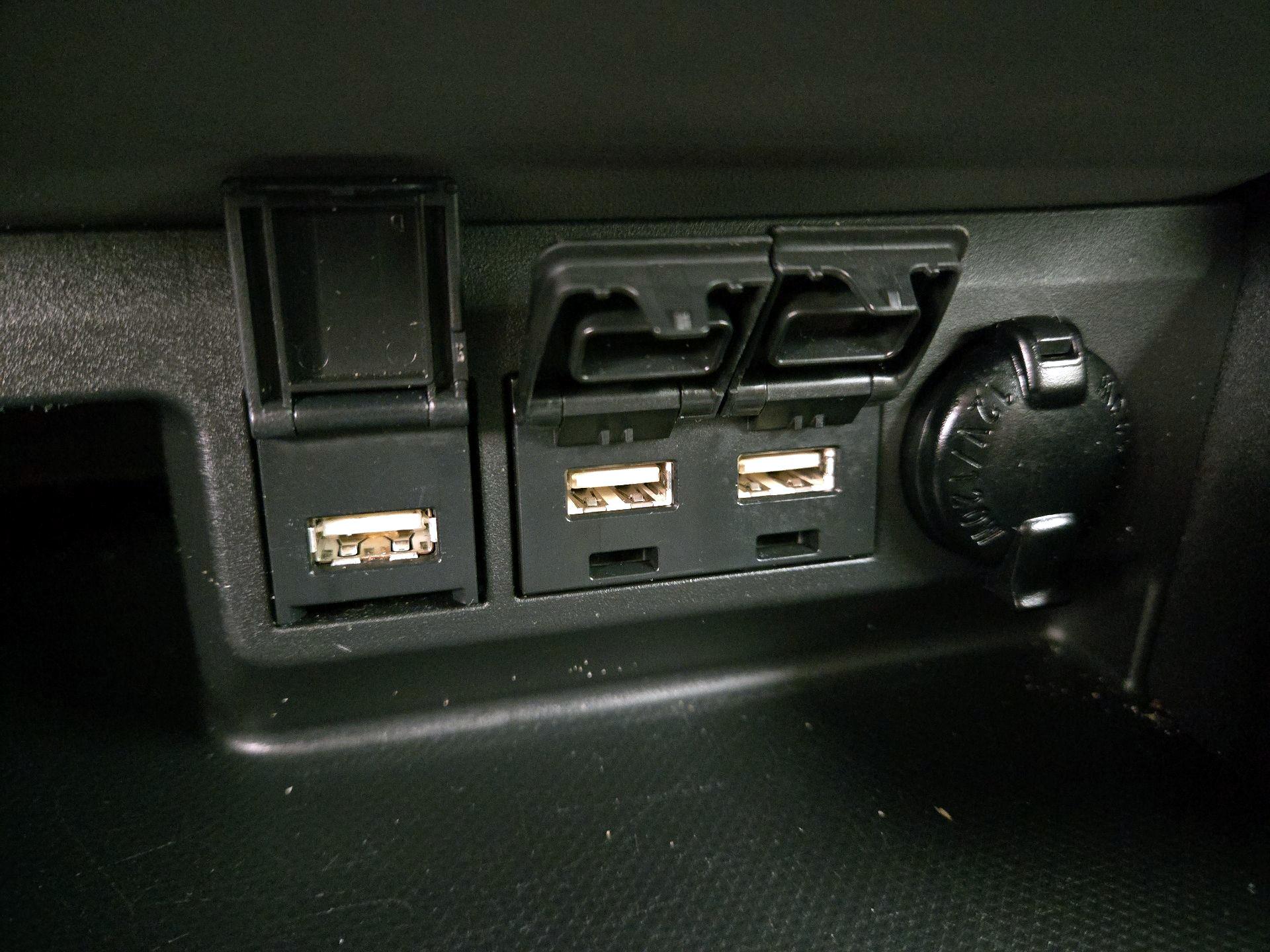 Thumbnail: 2021 Toyota Highlander - 18