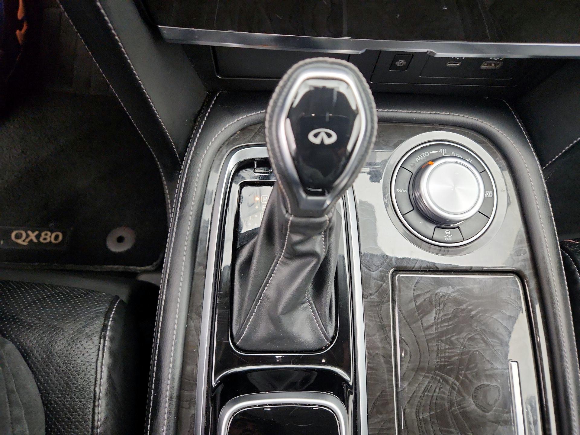 Thumbnail: 2024 INFINITI QX80 - 17