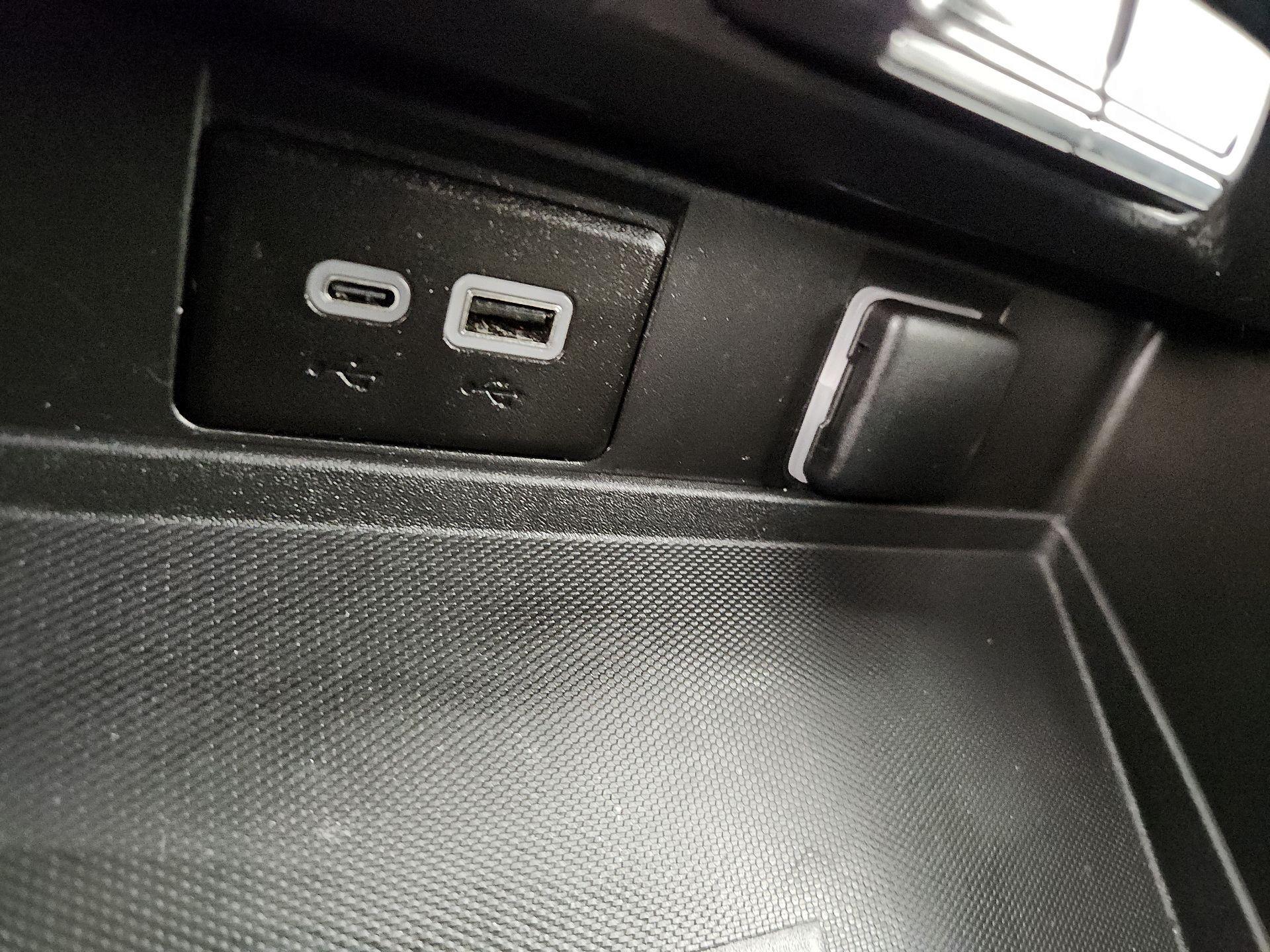 Thumbnail: 2024 Chevrolet Tahoe - 19