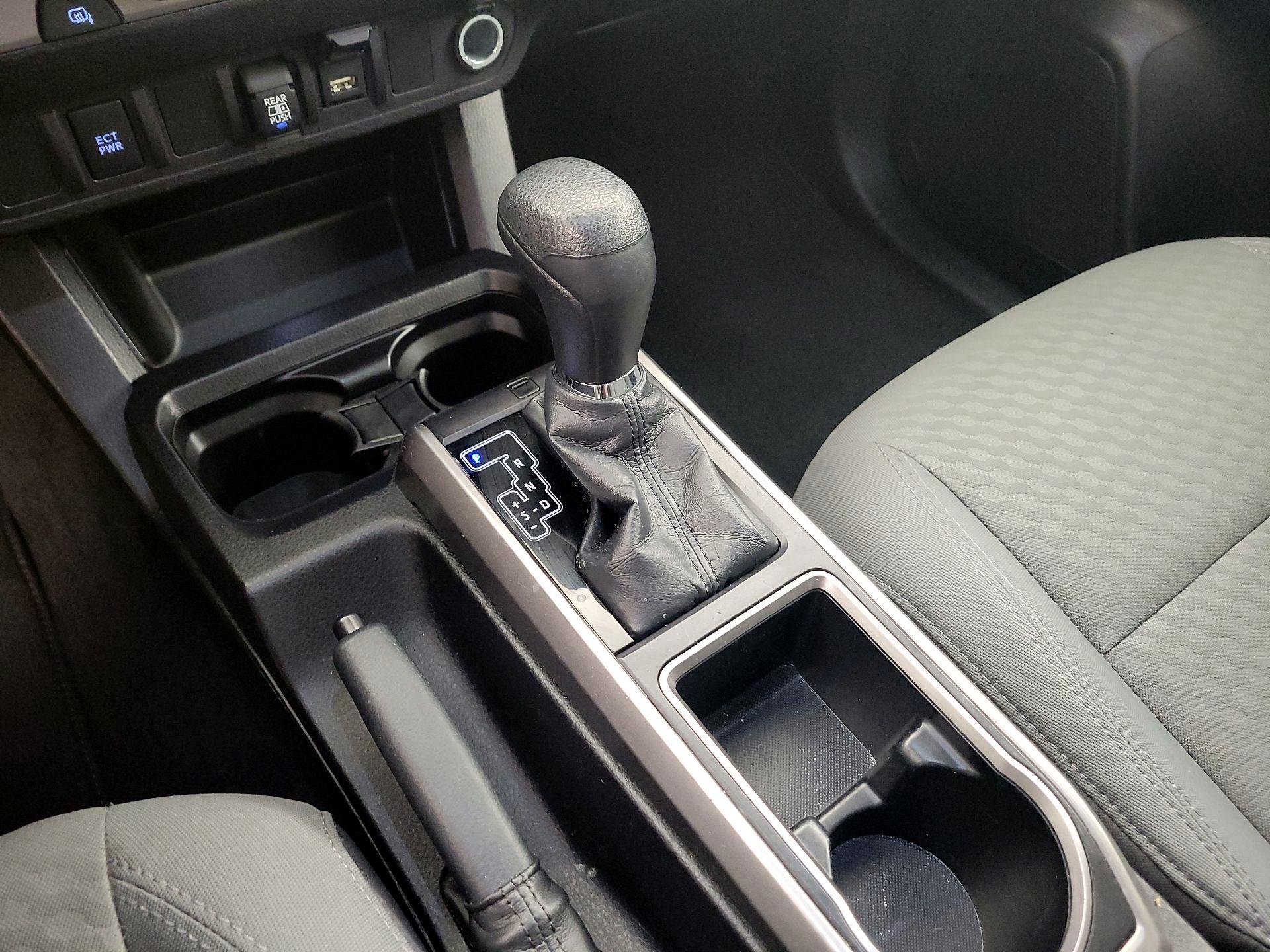 Thumbnail: 2021 Toyota Tacoma - 17