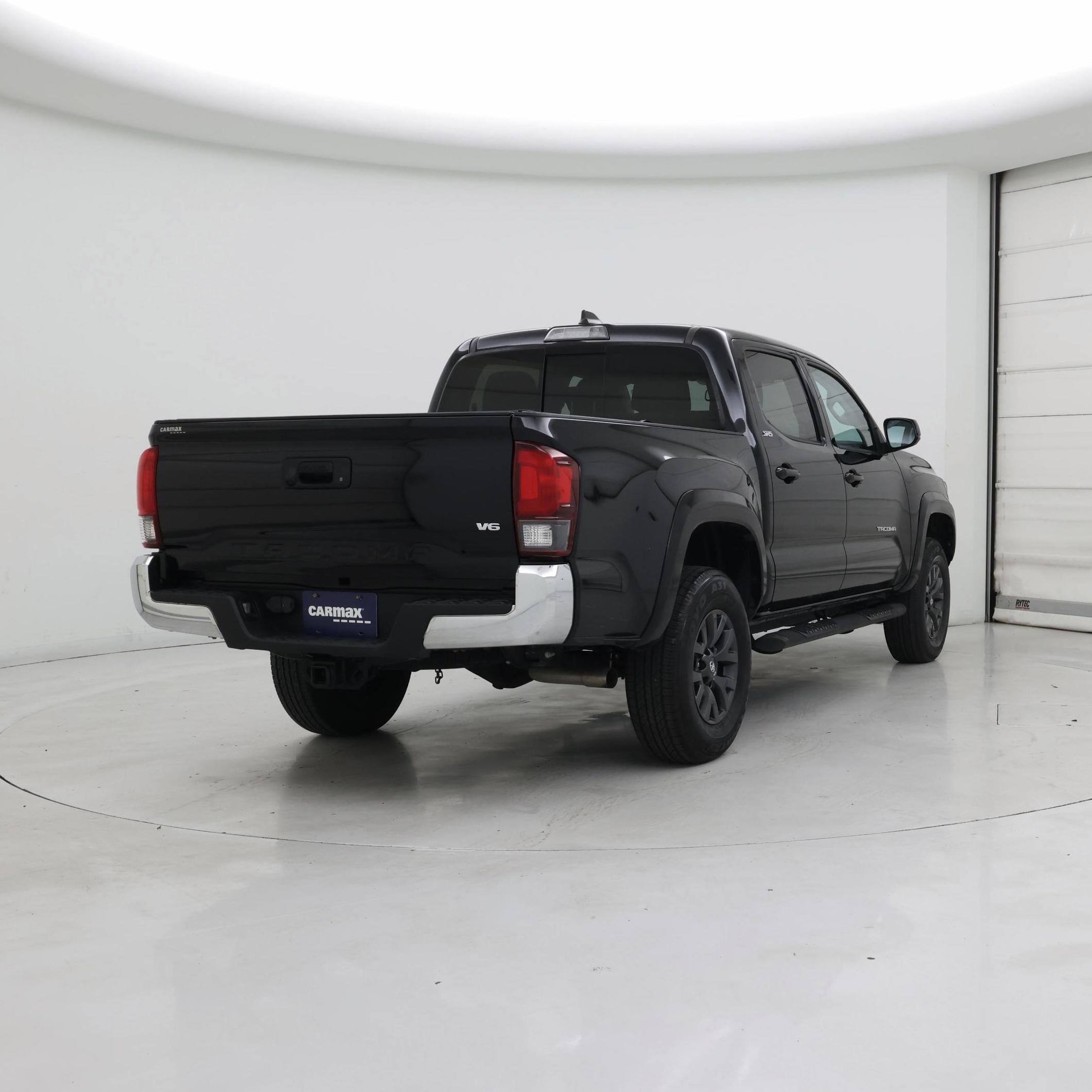 Thumbnail: 2021 Toyota Tacoma - 8