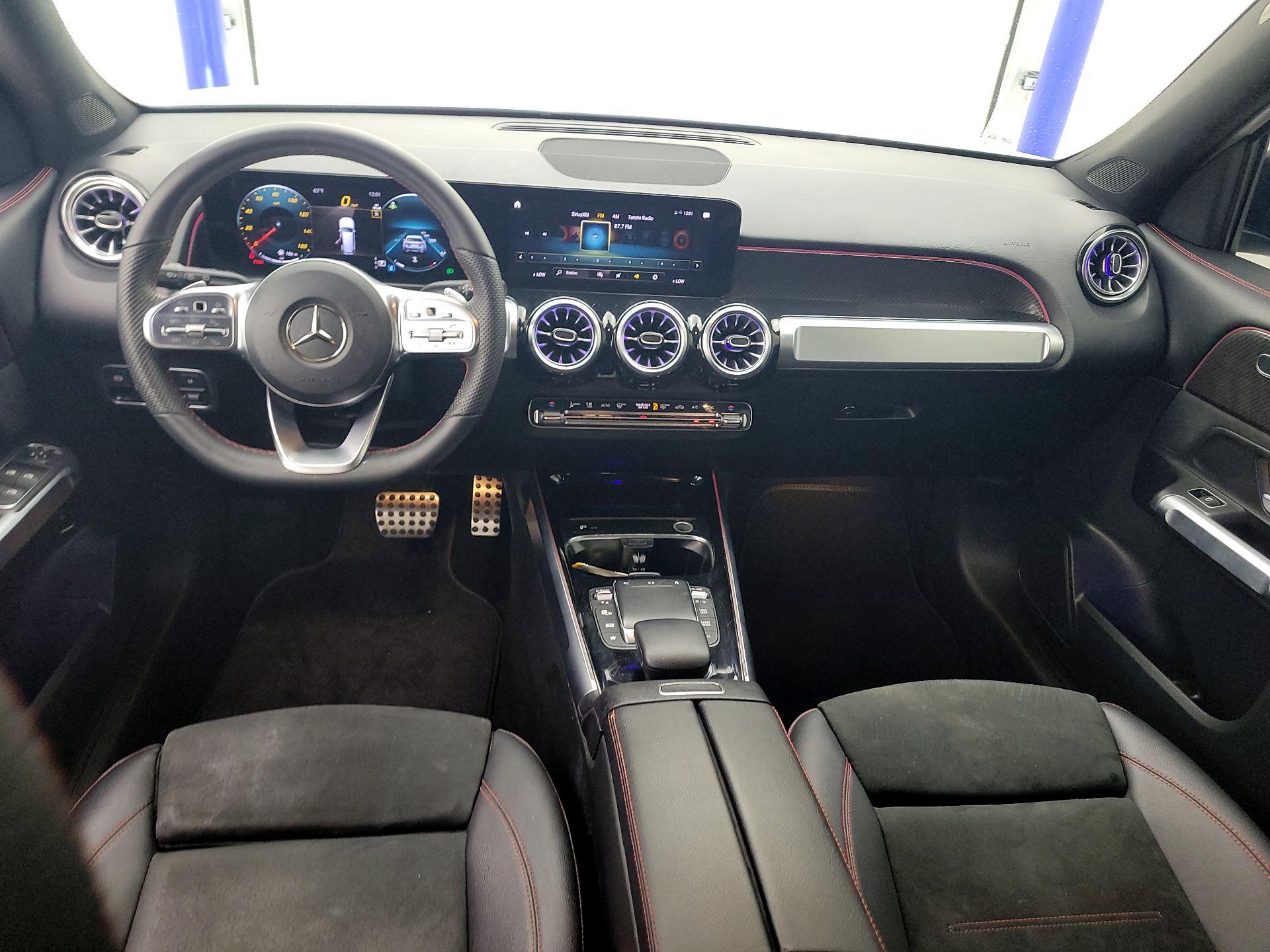 Thumbnail: 2023 Mercedes-Benz GLB - 9