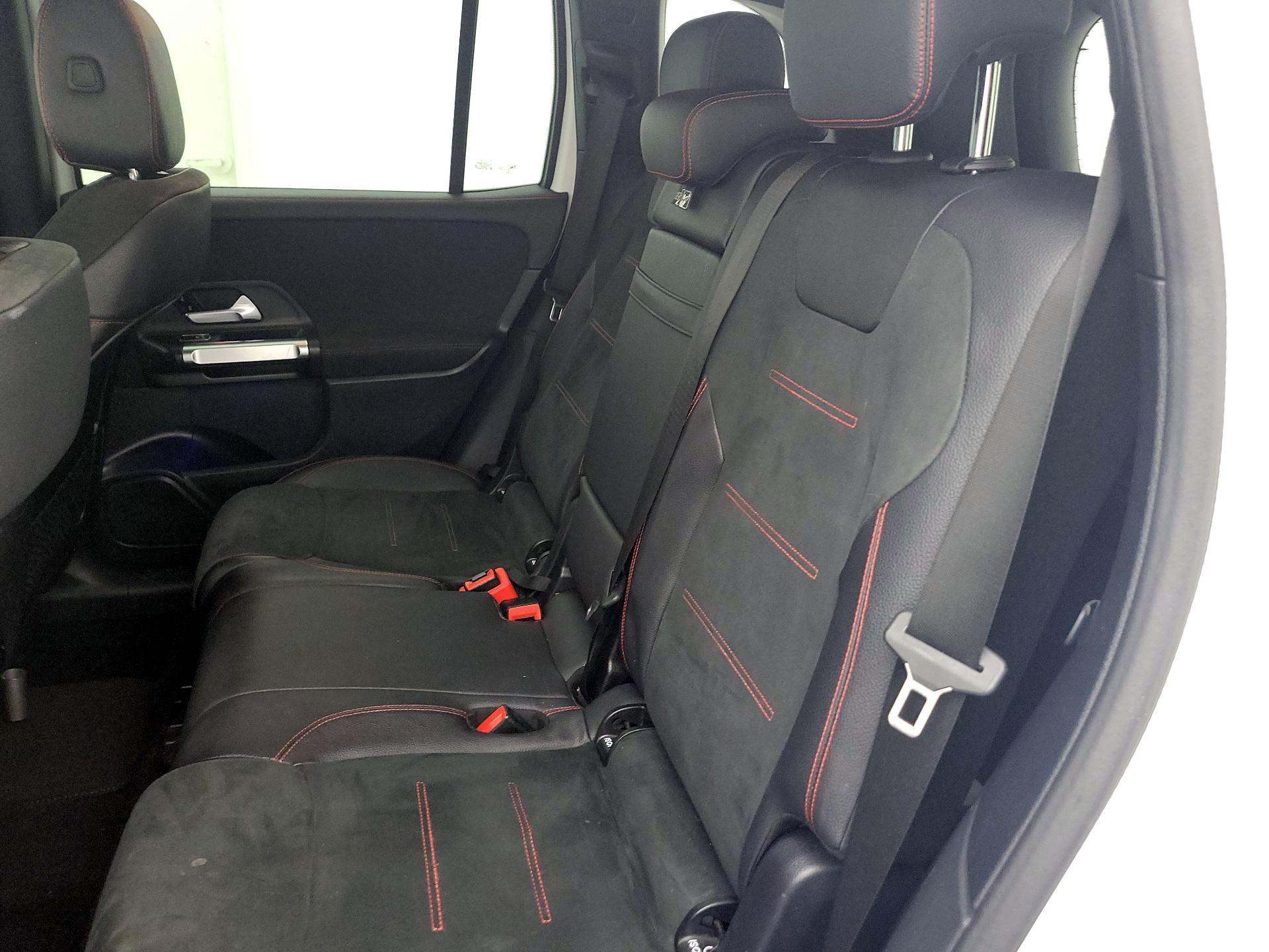 Thumbnail: 2023 Mercedes-Benz GLB - 18