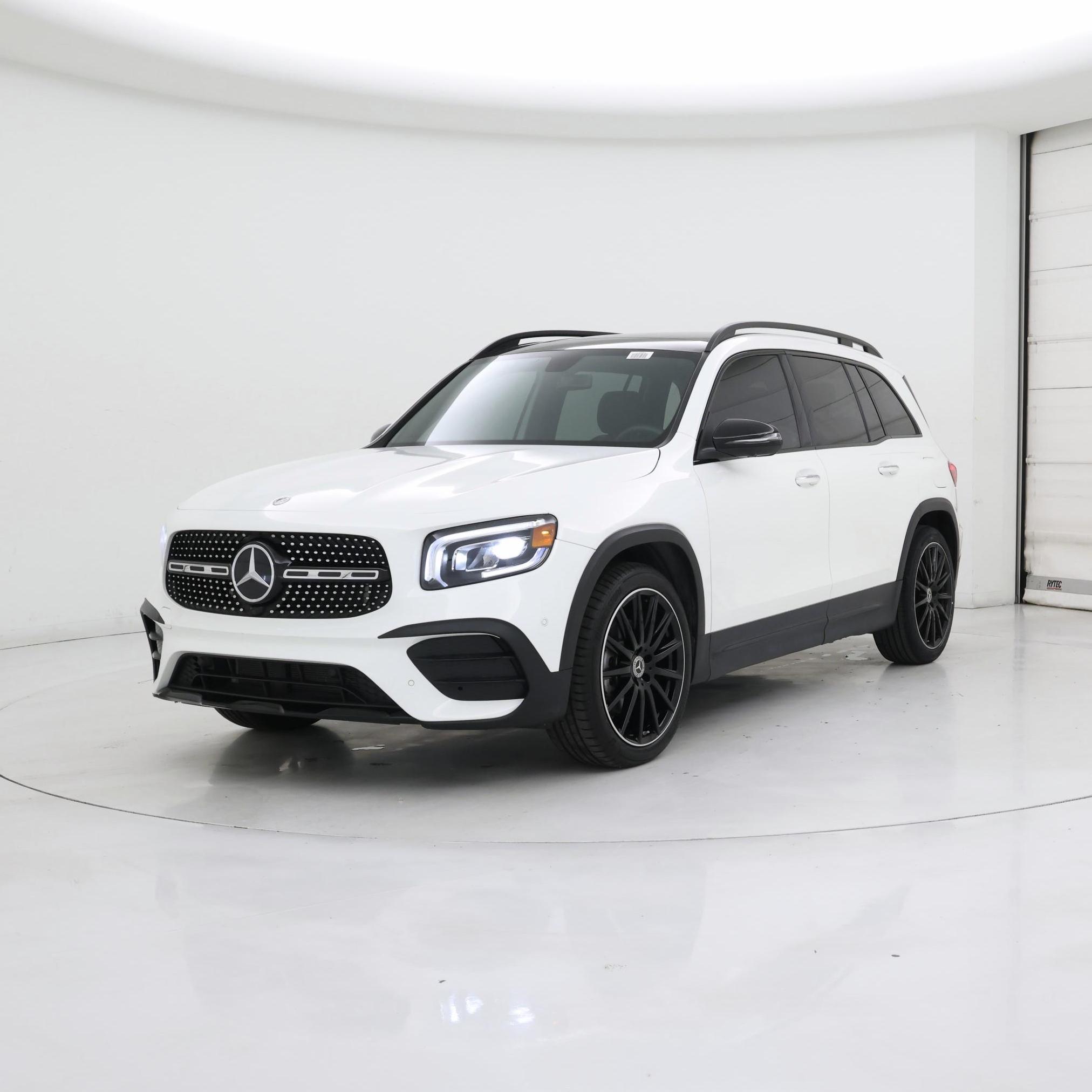 Thumbnail: 2023 Mercedes-Benz GLB - 4
