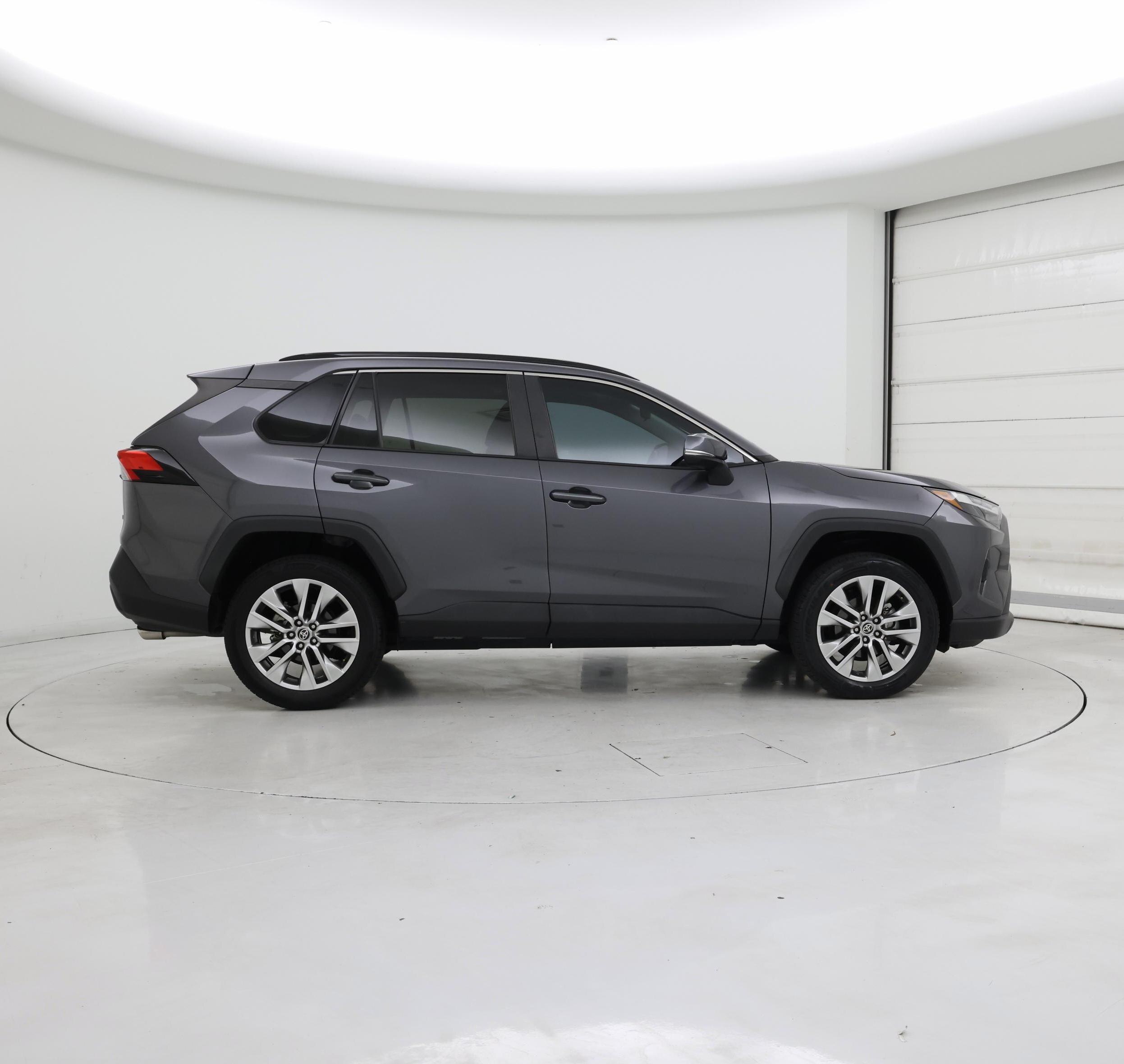 Thumbnail: 2022 Toyota RAV4 - 7