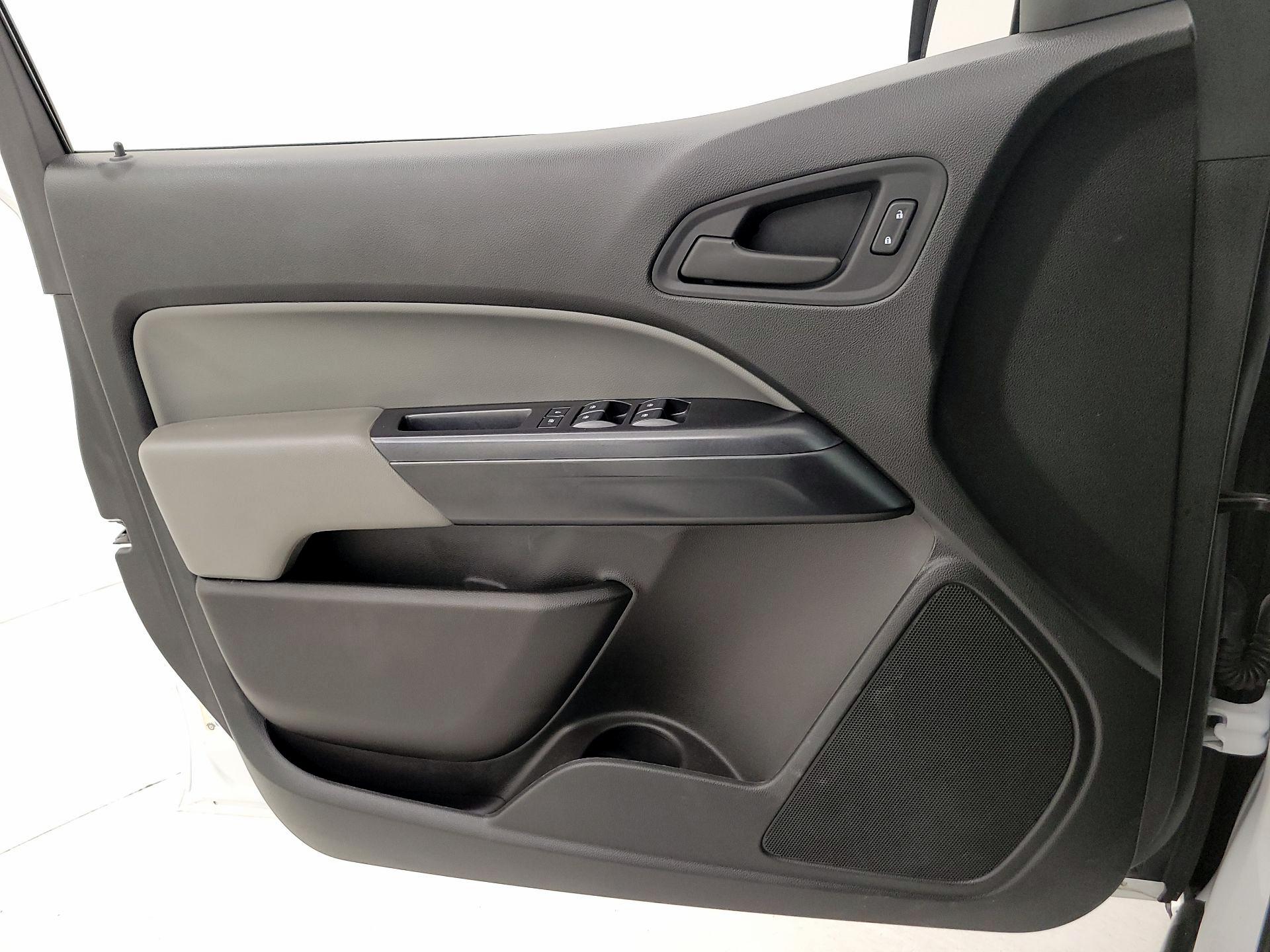 Thumbnail: 2021 Chevrolet Colorado - 12