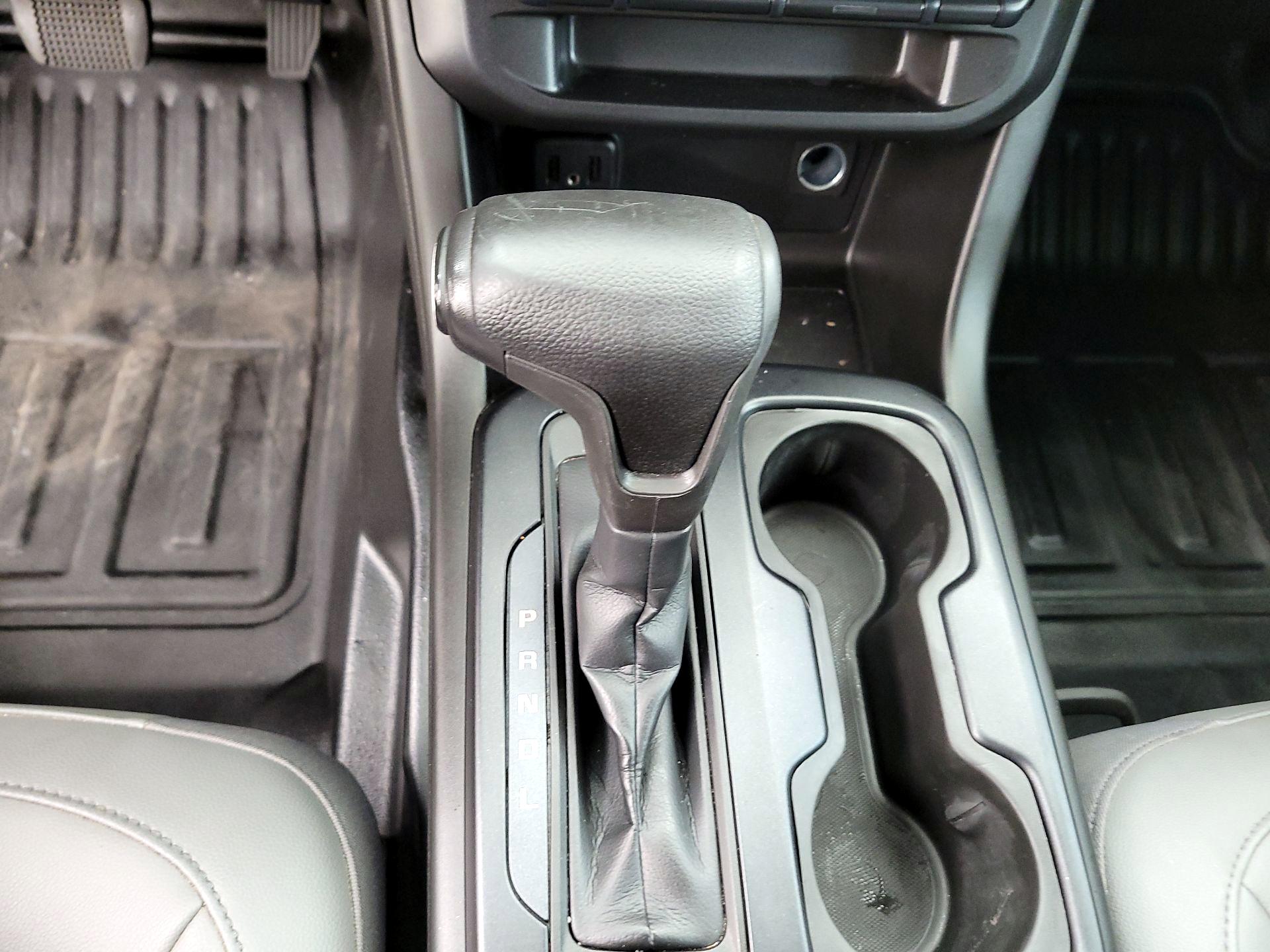 Thumbnail: 2021 Chevrolet Colorado - 17