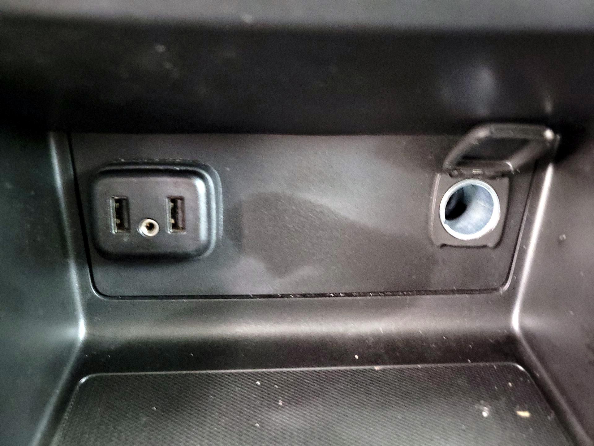 Thumbnail: 2021 Chevrolet Colorado - 18