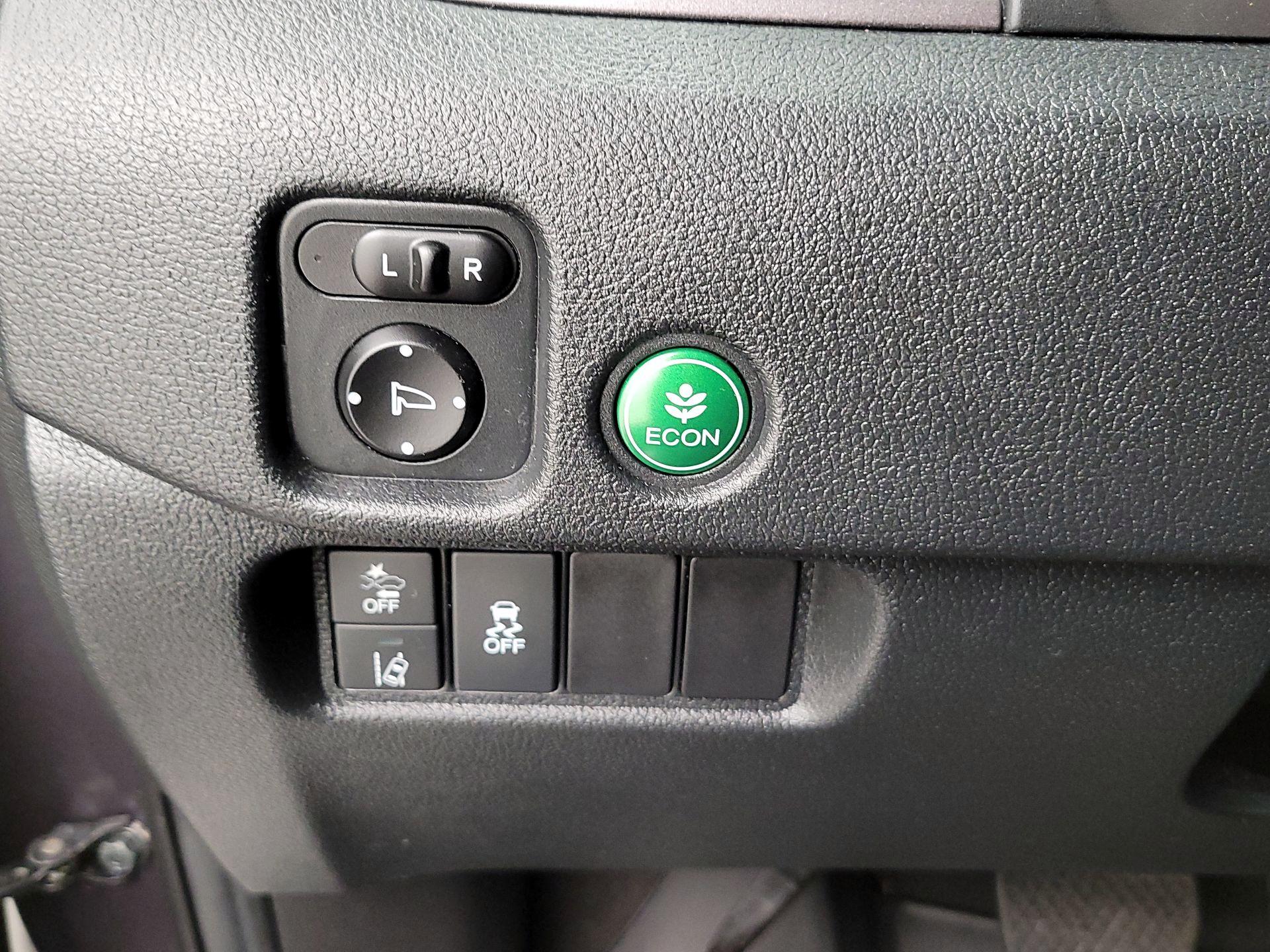 Thumbnail: 2021 Honda Pilot - 13