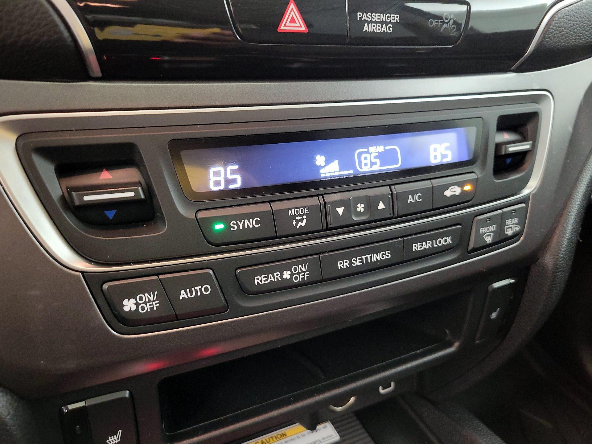 Thumbnail: 2021 Honda Pilot - 16