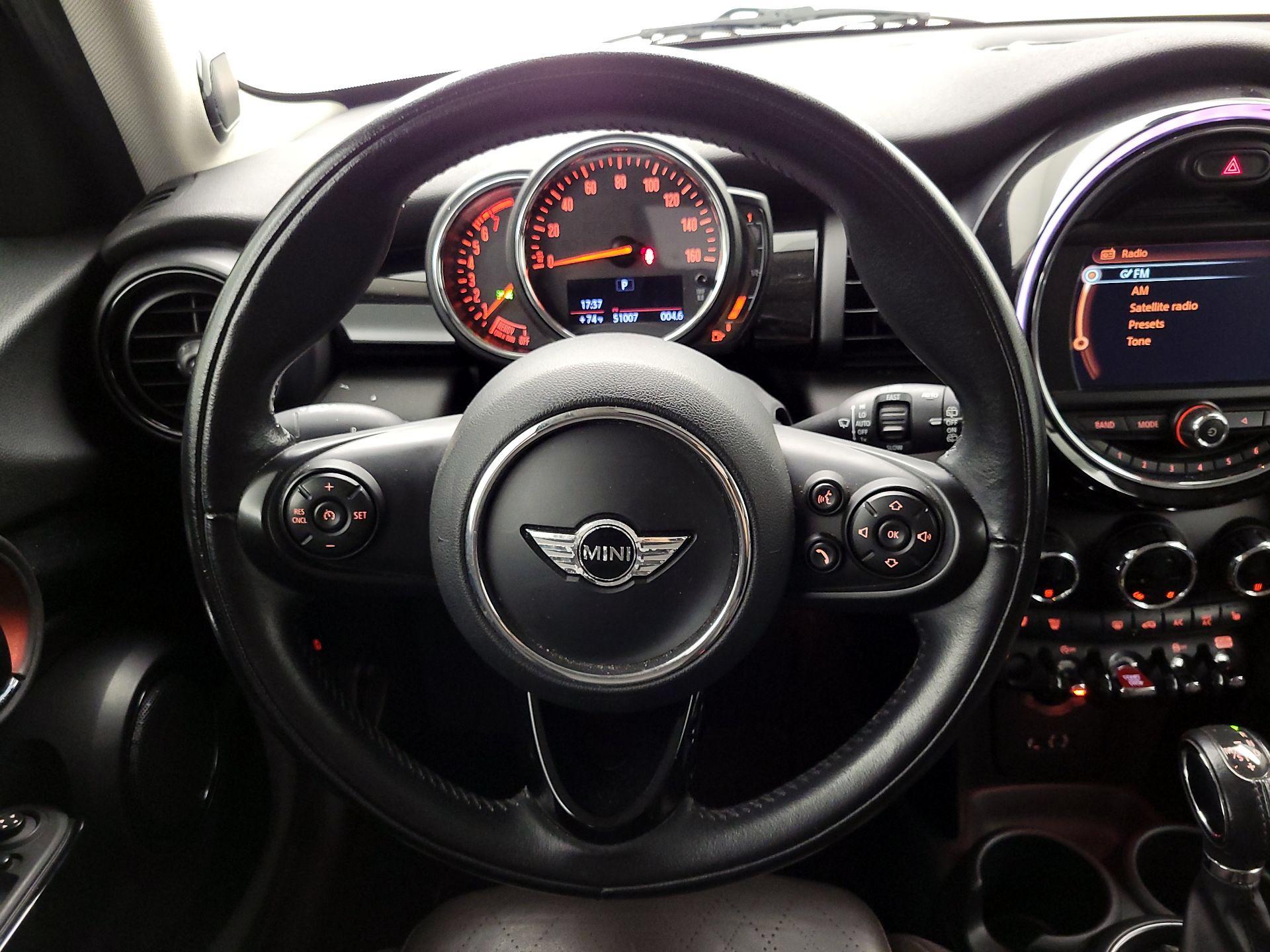 Thumbnail: 2018 MINI Cooper Hardtop - 10