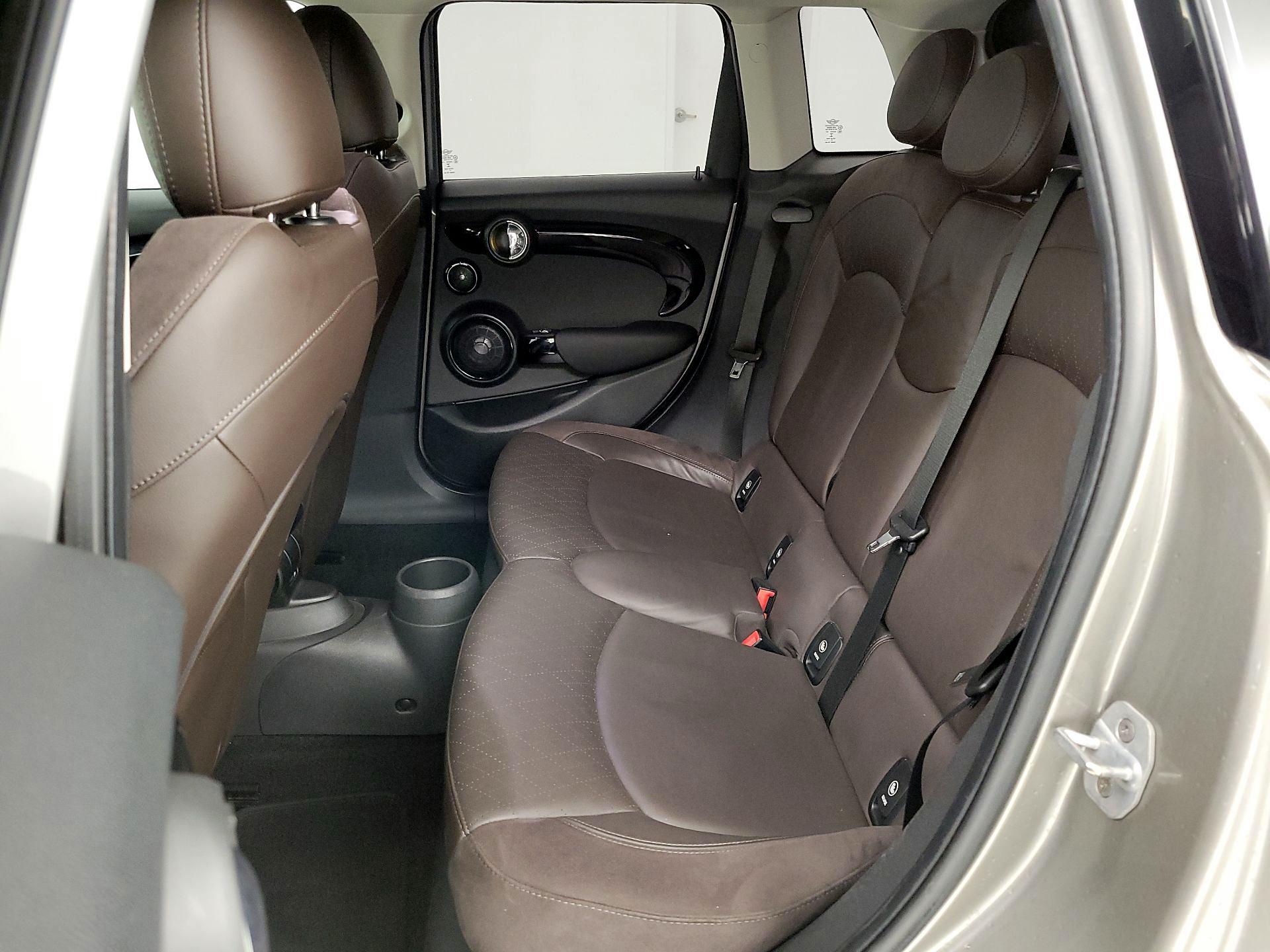 Thumbnail: 2018 MINI Cooper Hardtop - 20