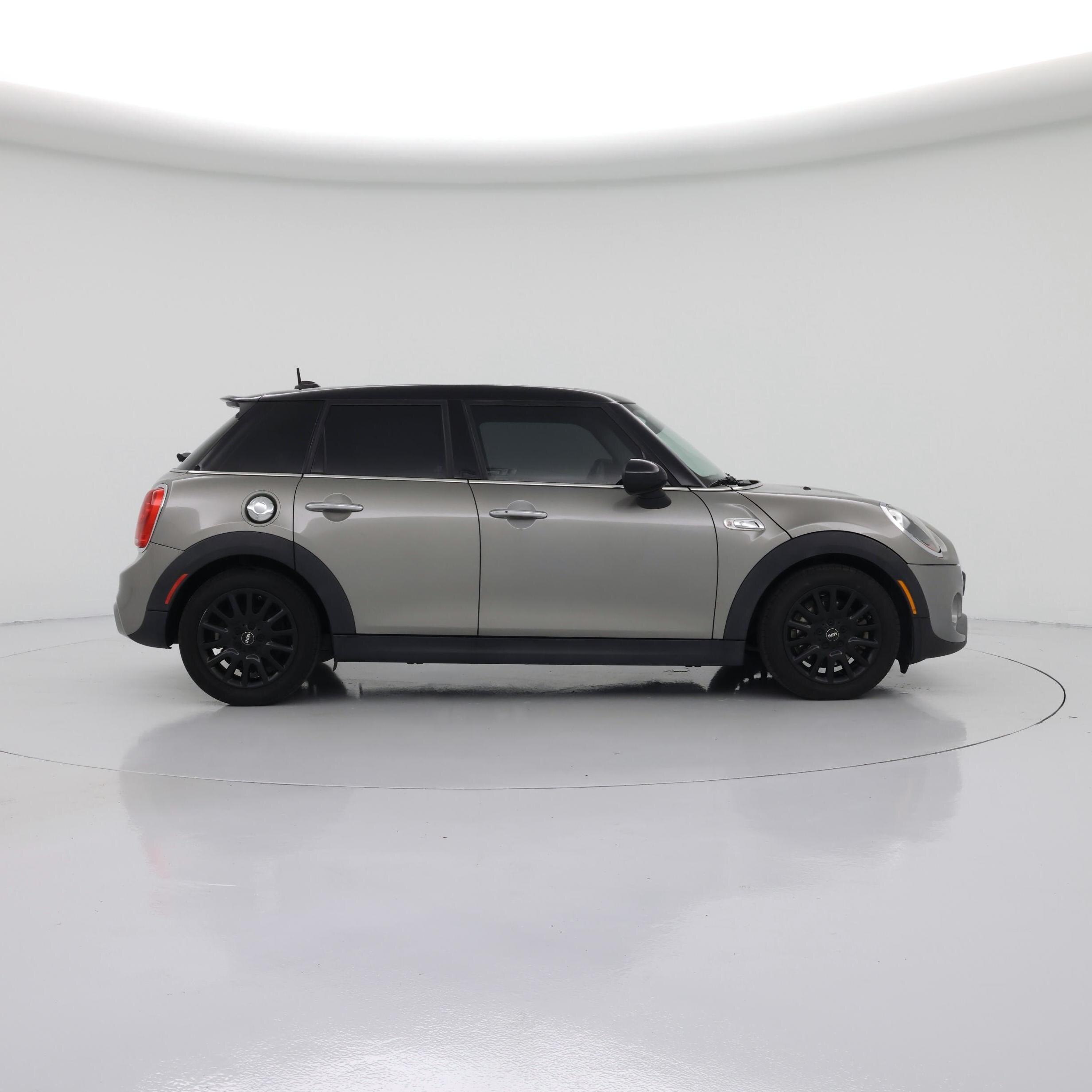 Thumbnail: 2018 MINI Cooper Hardtop - 7