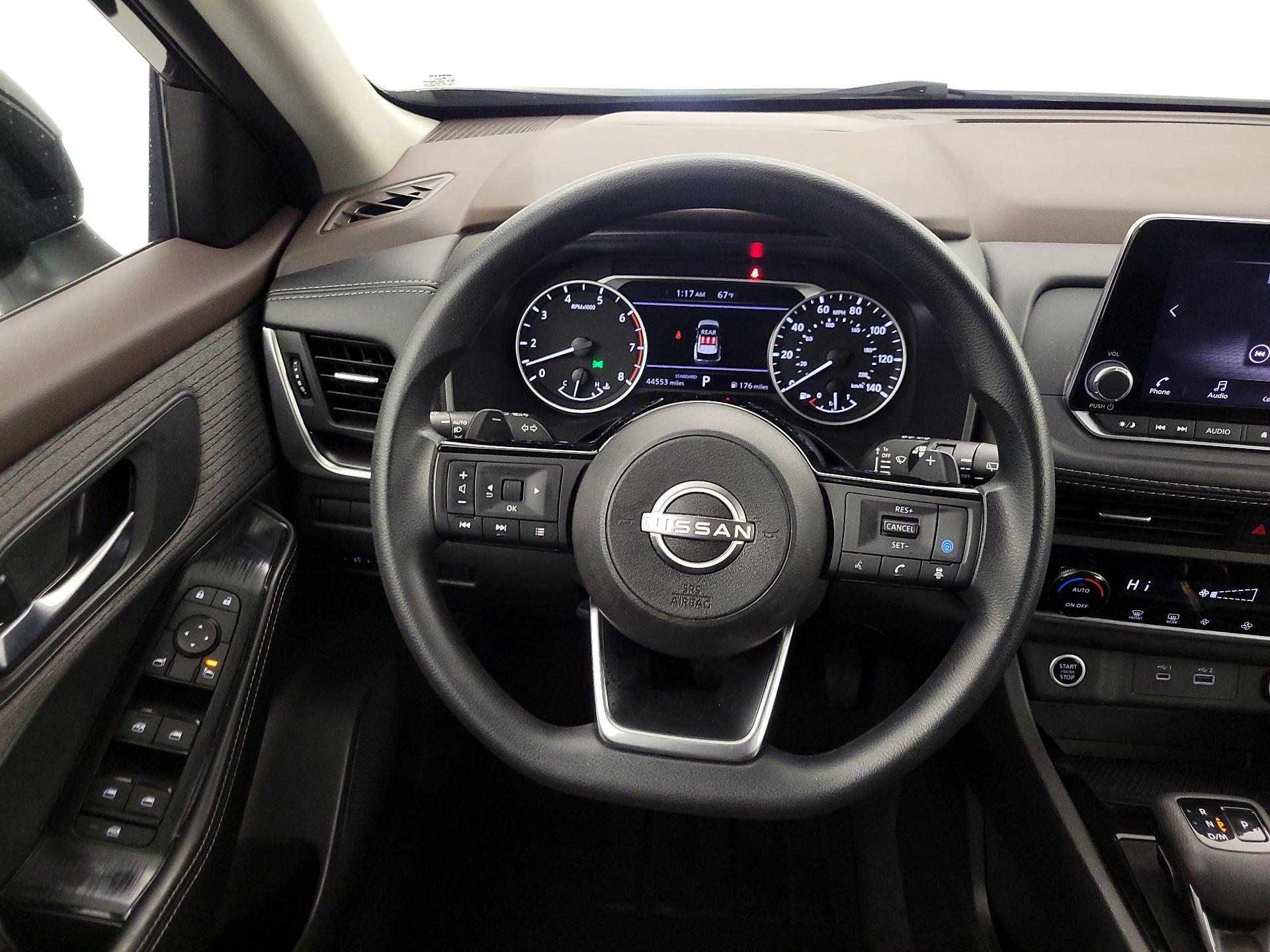 Thumbnail: 2023 Nissan Rogue - 10