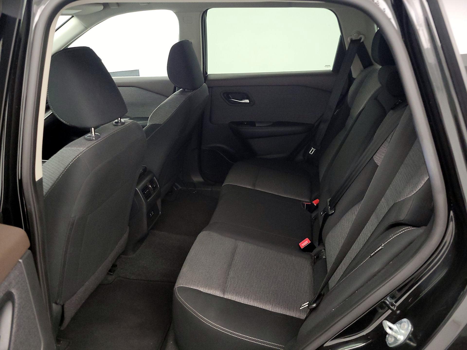 Thumbnail: 2023 Nissan Rogue - 19