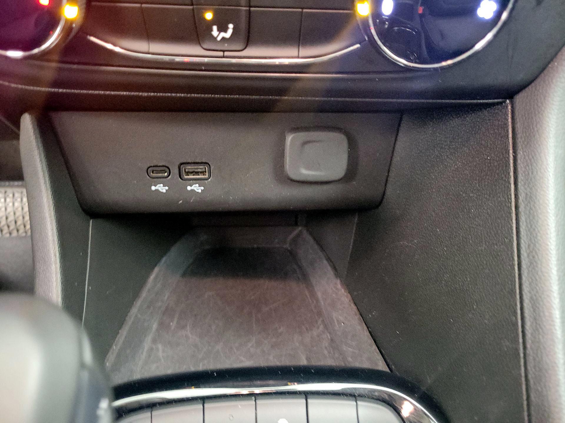 Thumbnail: 2025 Buick Encore GX - 18