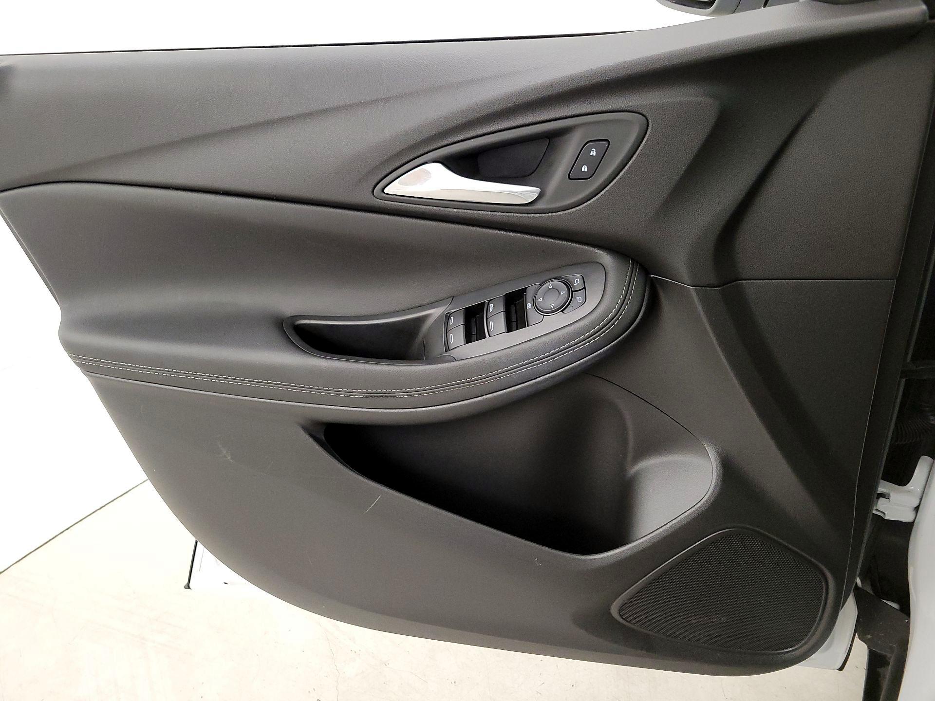 Thumbnail: 2025 Buick Encore GX - 12